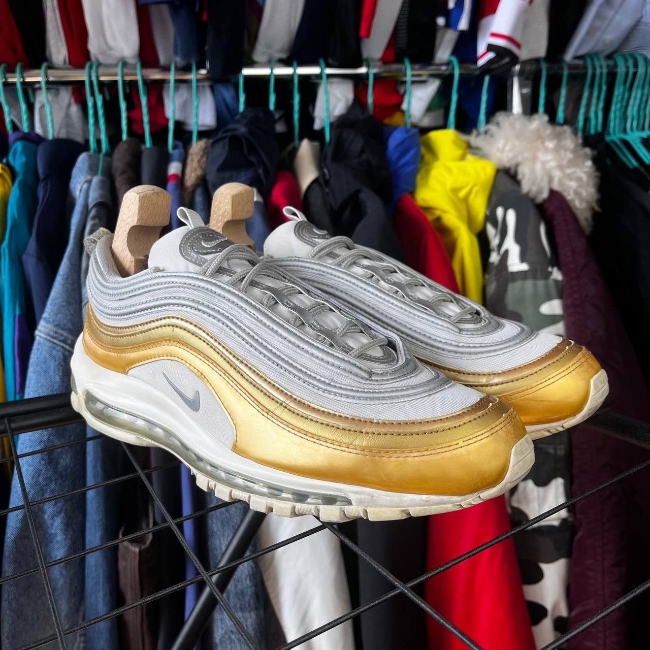 Nike Nike Air Max 97 SE Vast Grey/Silver/Metallic Gold Sneakers Size US 12 / EU 45 - 1 Thumbnail