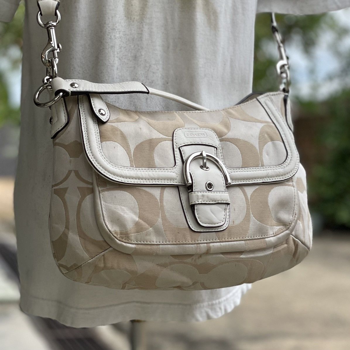 Coach Coach Signature 2 Way Sling Bag Size ONE SIZE - 2 Thumbnail