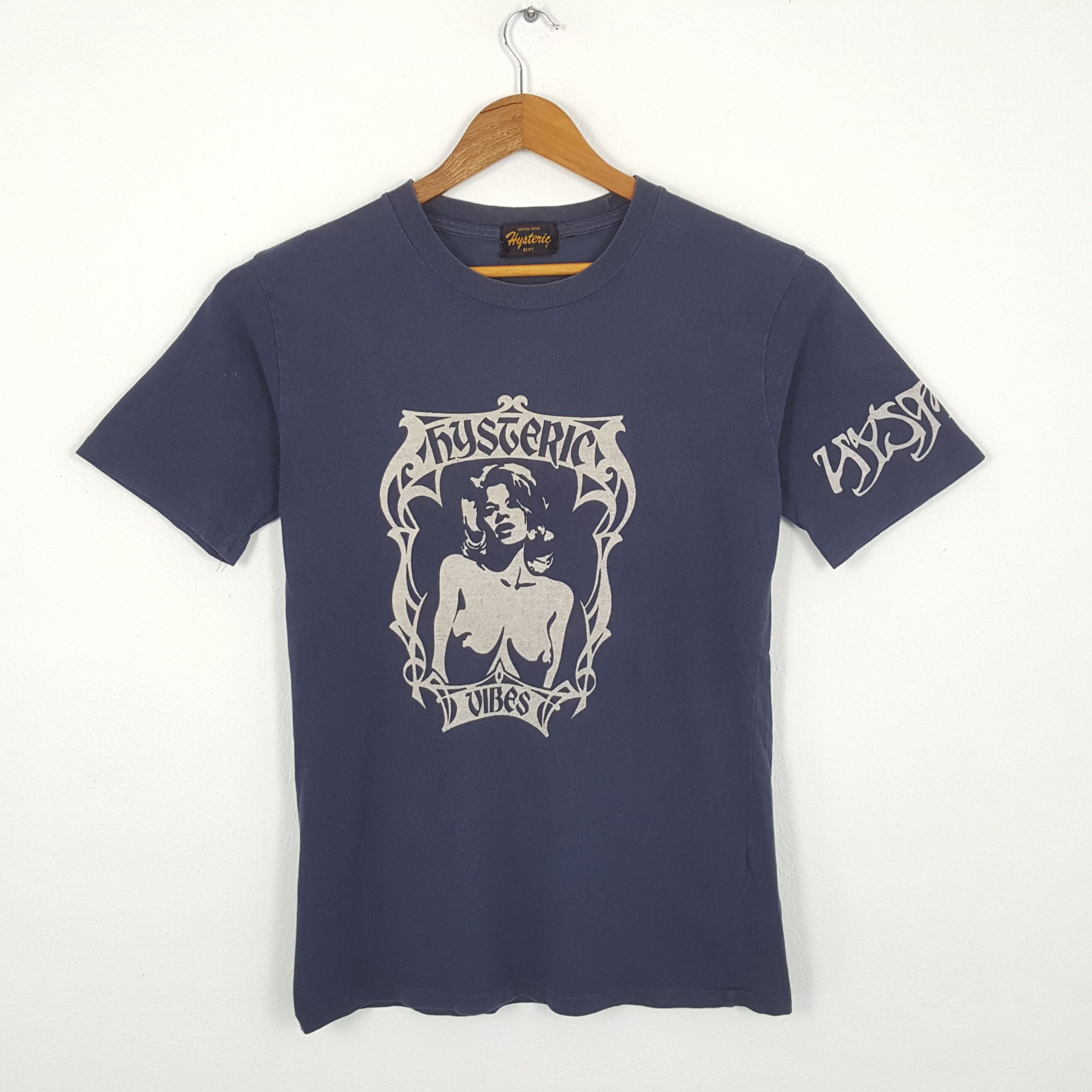 Hysteric Glamour × Japanese Brand × Vintage Vintage HYSTERIC GLAMOUR Japanese Fashion Brand T-Shirts Size US M / EU 48-50 / 2 - 1 Thumbnail