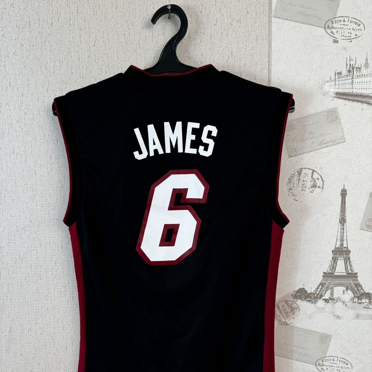 Adidas × NBA LEBRON JAMES #6 MIAMI HEAT ADIDAS SWINGMAN JERSEY NBA XS Size US XS / EU 42 / 0 - 13 Thumbnail