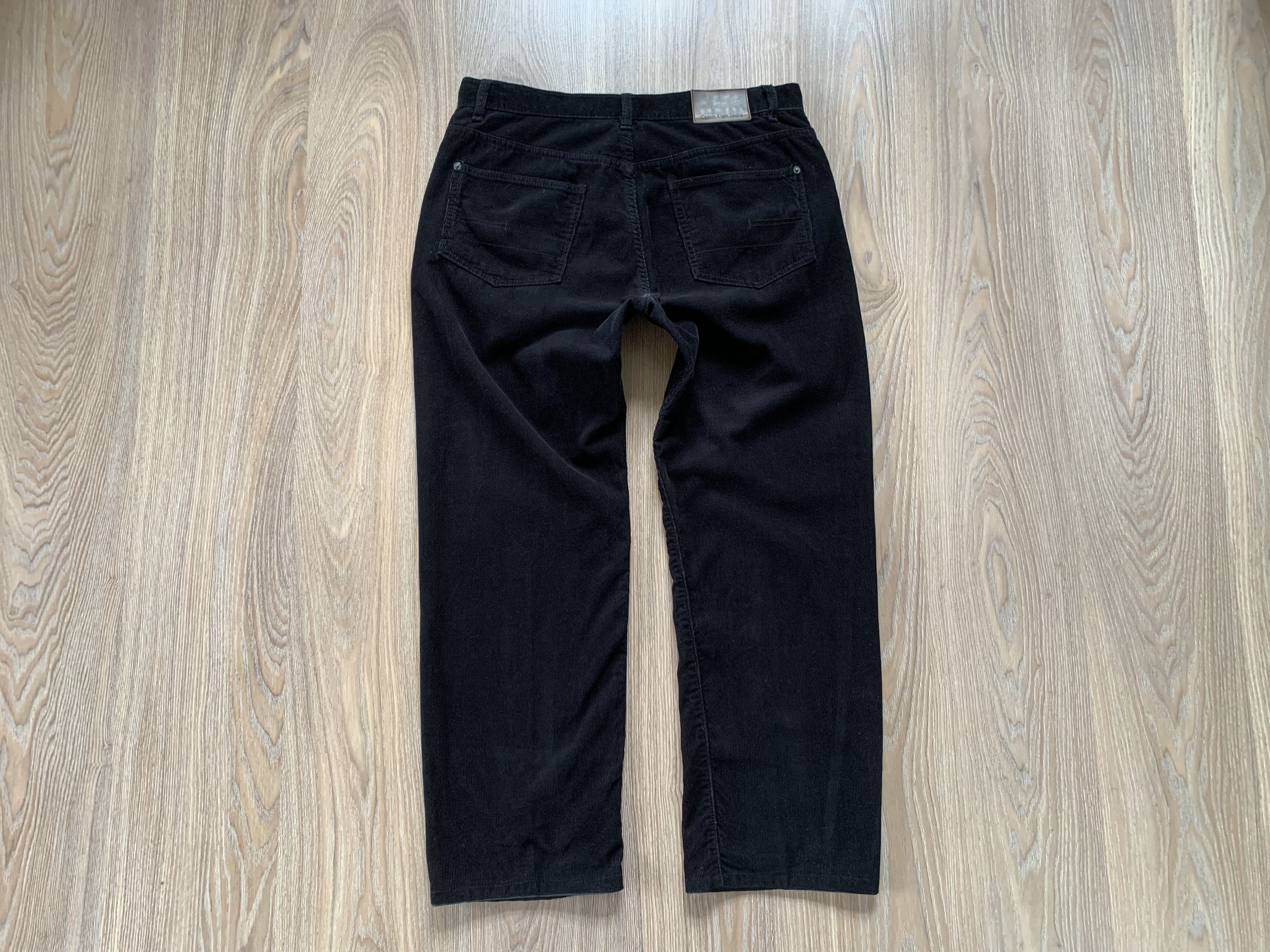 Calvin Klein × Vintage Vintage Calvin Klein Black Velvet Pants Size US 34 / EU 50 - 3 Thumbnail