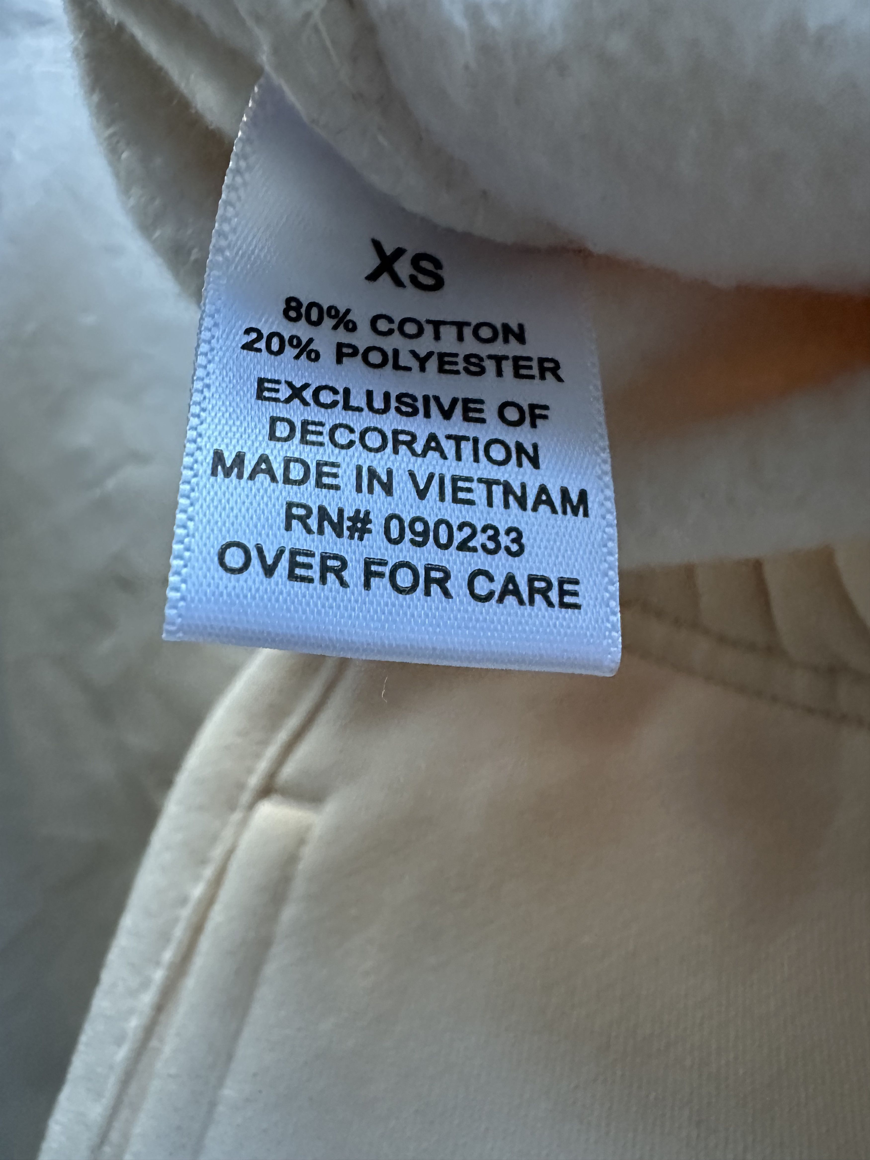 Essentials BRAND NEW FEAR OF GOD ESSENTIALS CREAM SWEATSHORTS XSMALL Size US 27 - 7 Thumbnail