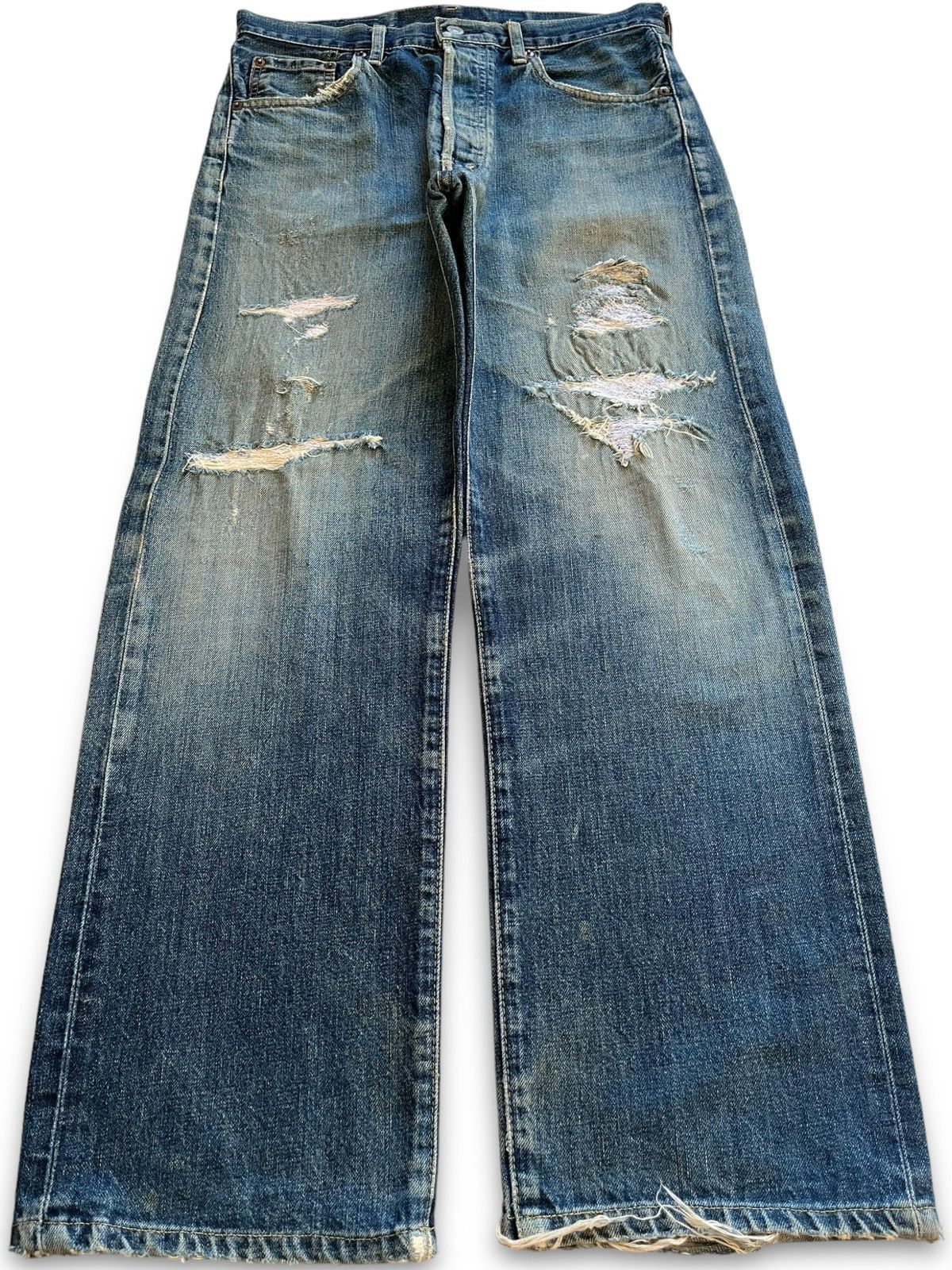 Distressed Denim × Levi