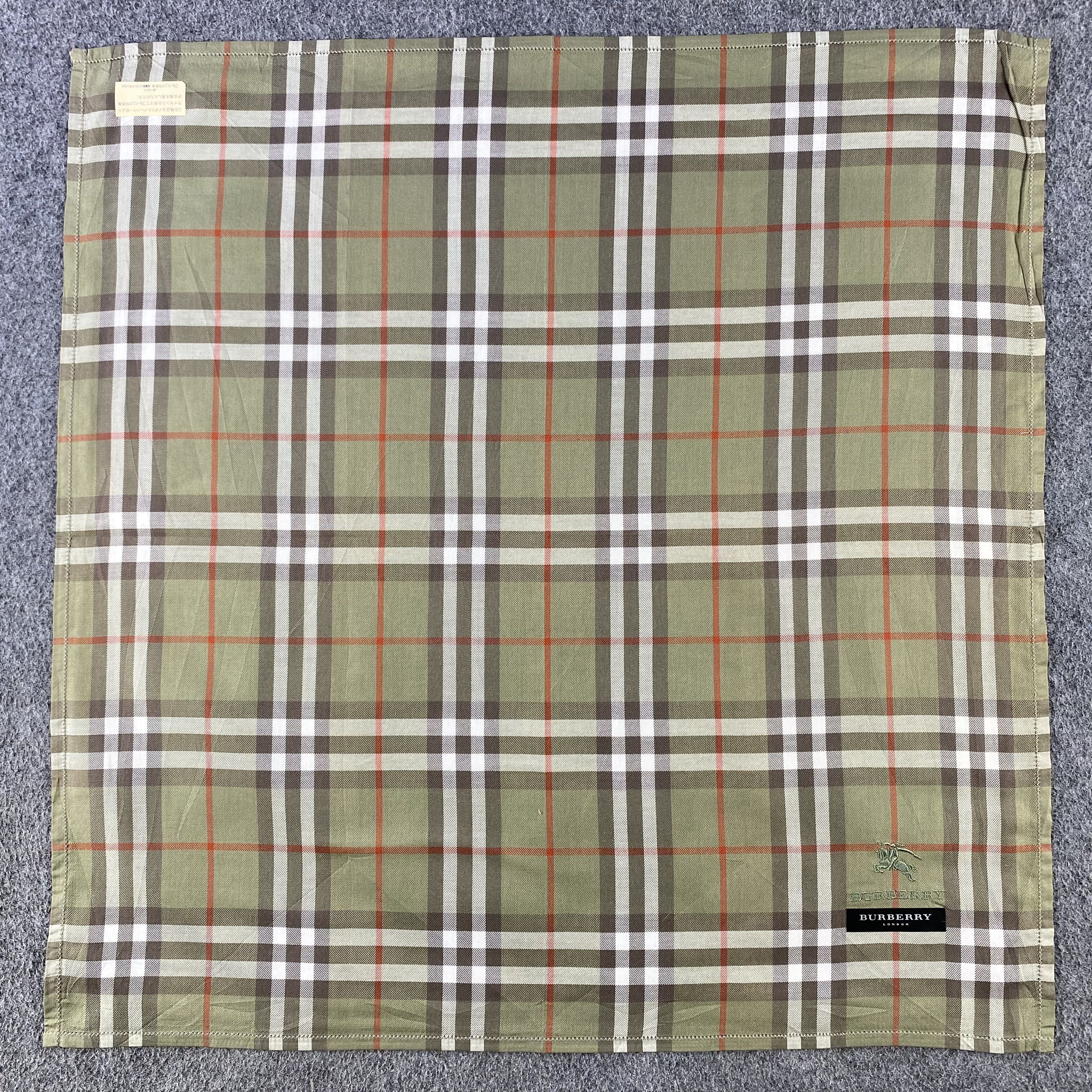 Burberry × Vintage Burberry Handkerchief/Neckerchief/Bandana HC574 Size ONE SIZE - 1 Thumbnail