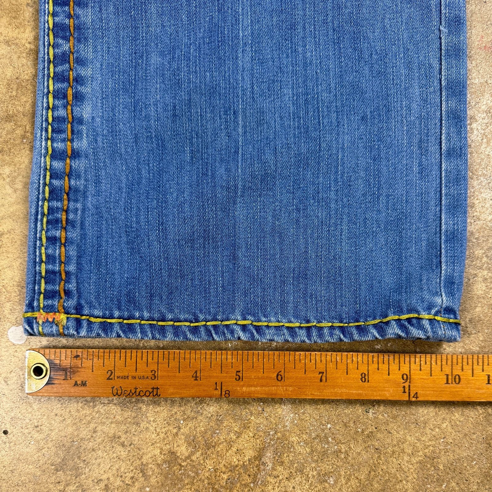 True Religion True Religion Jeans Men’s 40 Rainbow Stitch Straight Leg Size US 39 - 17 Thumbnail