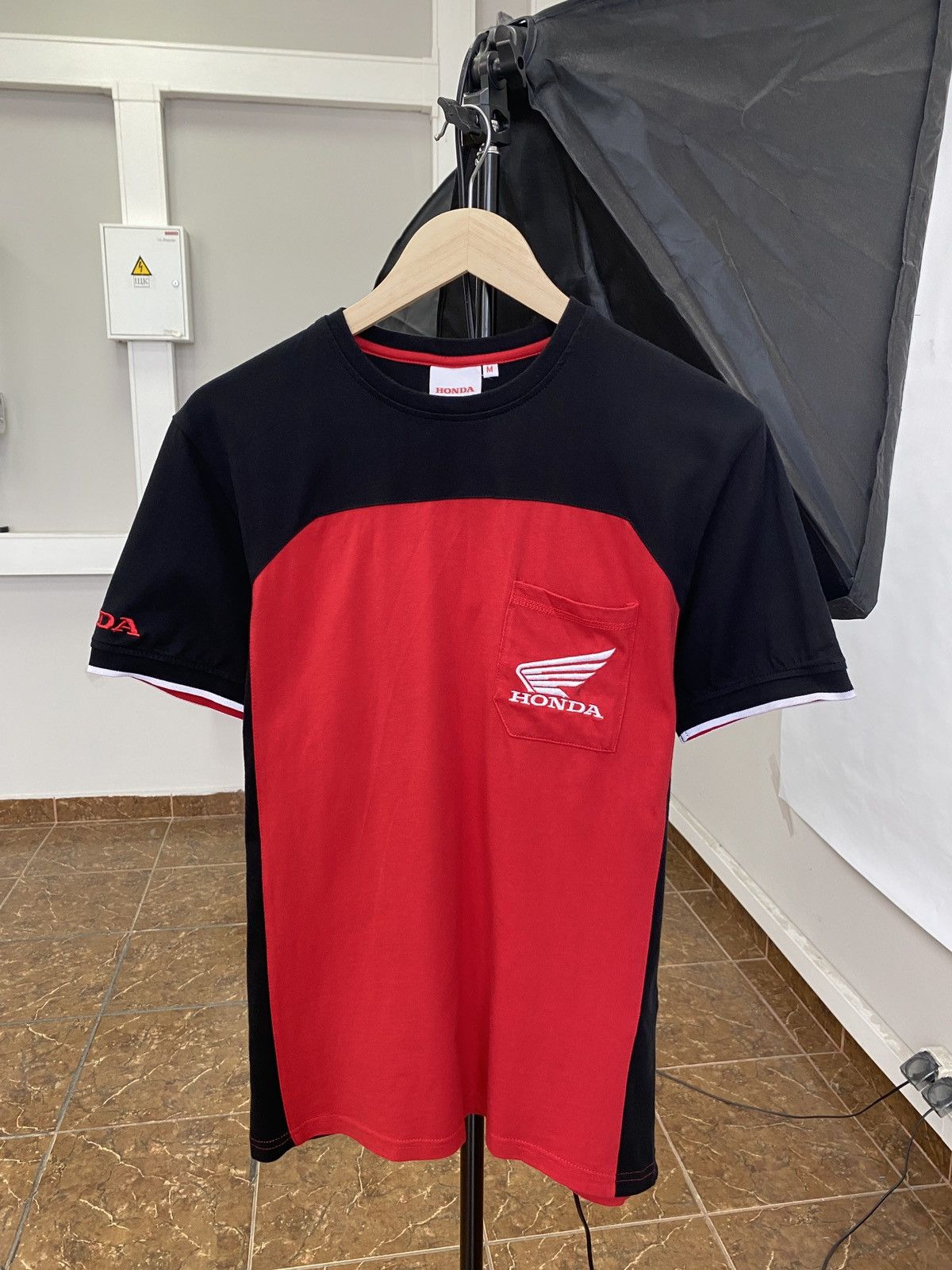 Honda 🇺🇸 Vintage Honda Racing Team T-Shirt Y2K Hype Rare Retro Size US M / EU 48-50 / 2 - 1 Thumbnail