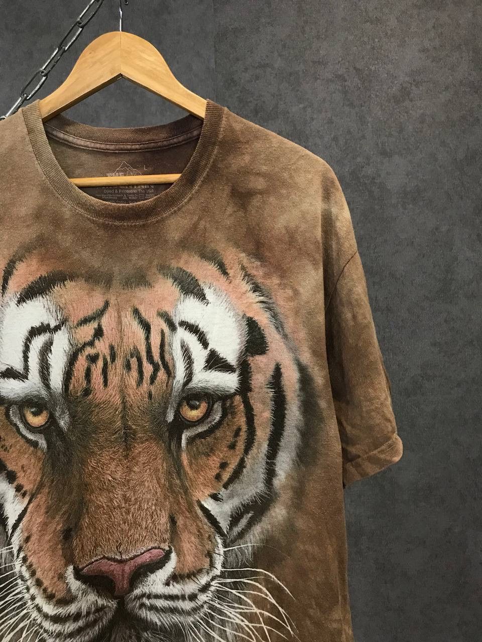 The Mountain × Vintage Tiger The Mountain 2011 made in USA animal vintage tee Size US L / EU 52-54 / 3 - 2 Thumbnail
