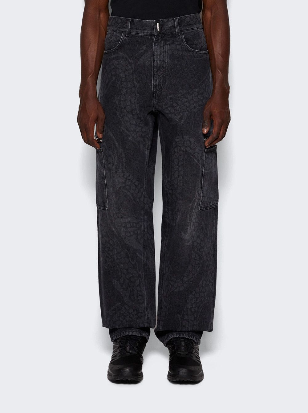 Givenchy o1mle0226 Cargo Pants in Black Size US 32 / EU 48 - 3 Thumbnail