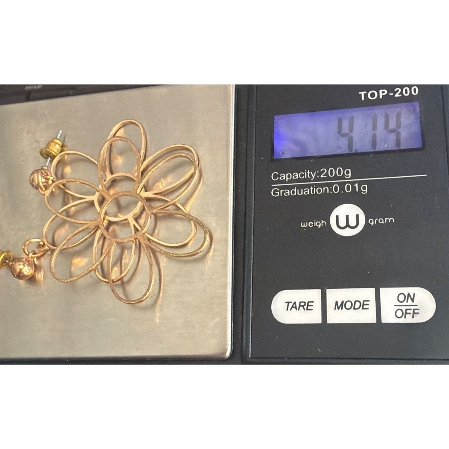 Other Gold Tone Open Flower Drop Dangle Earrings Lightweight State Size ONE SIZE - 6 Thumbnail