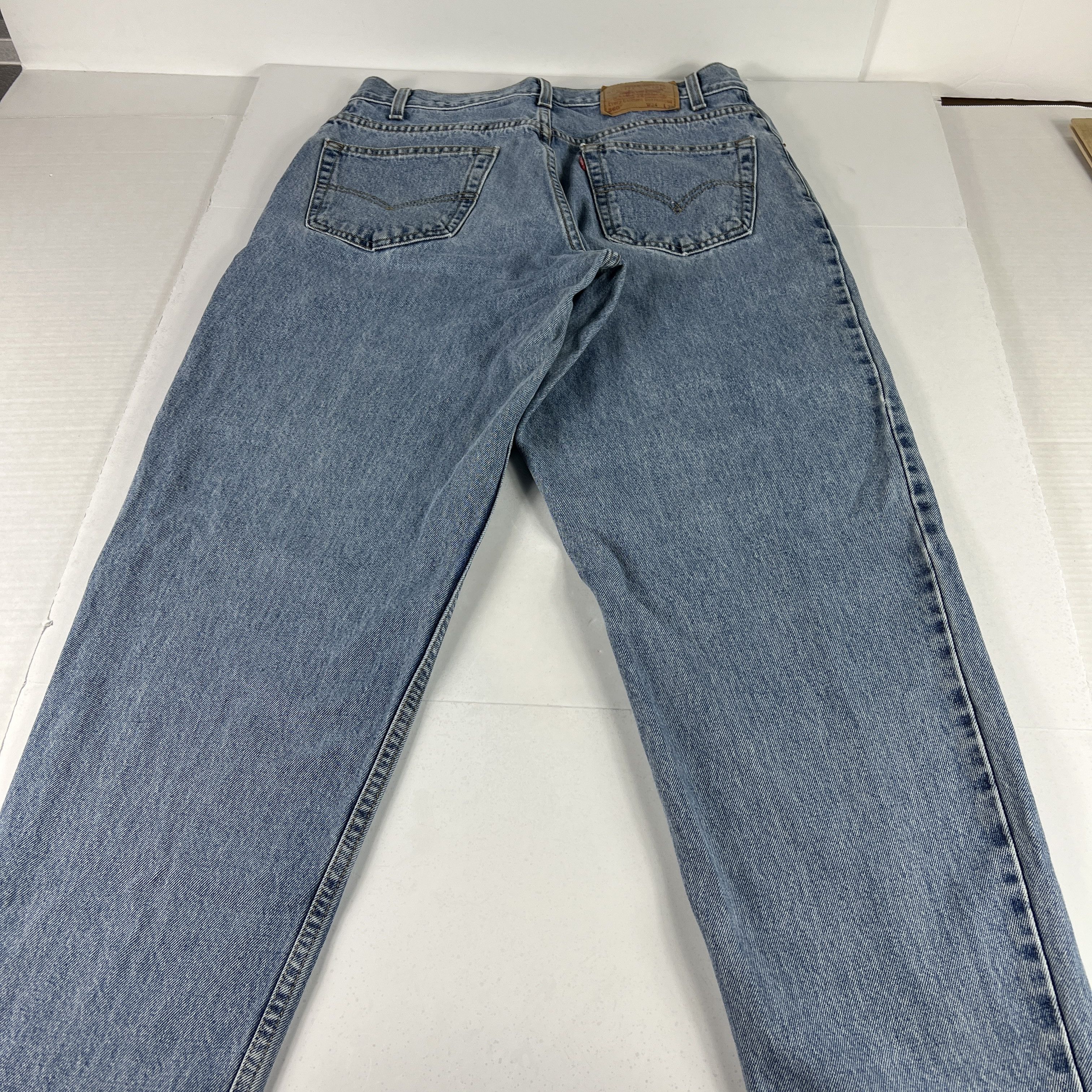Levi's × Vintage Y2K Levi's Jeans 560 Comfort Loose Tapered Blue Faded Denim Size US 33 - 9 Thumbnail