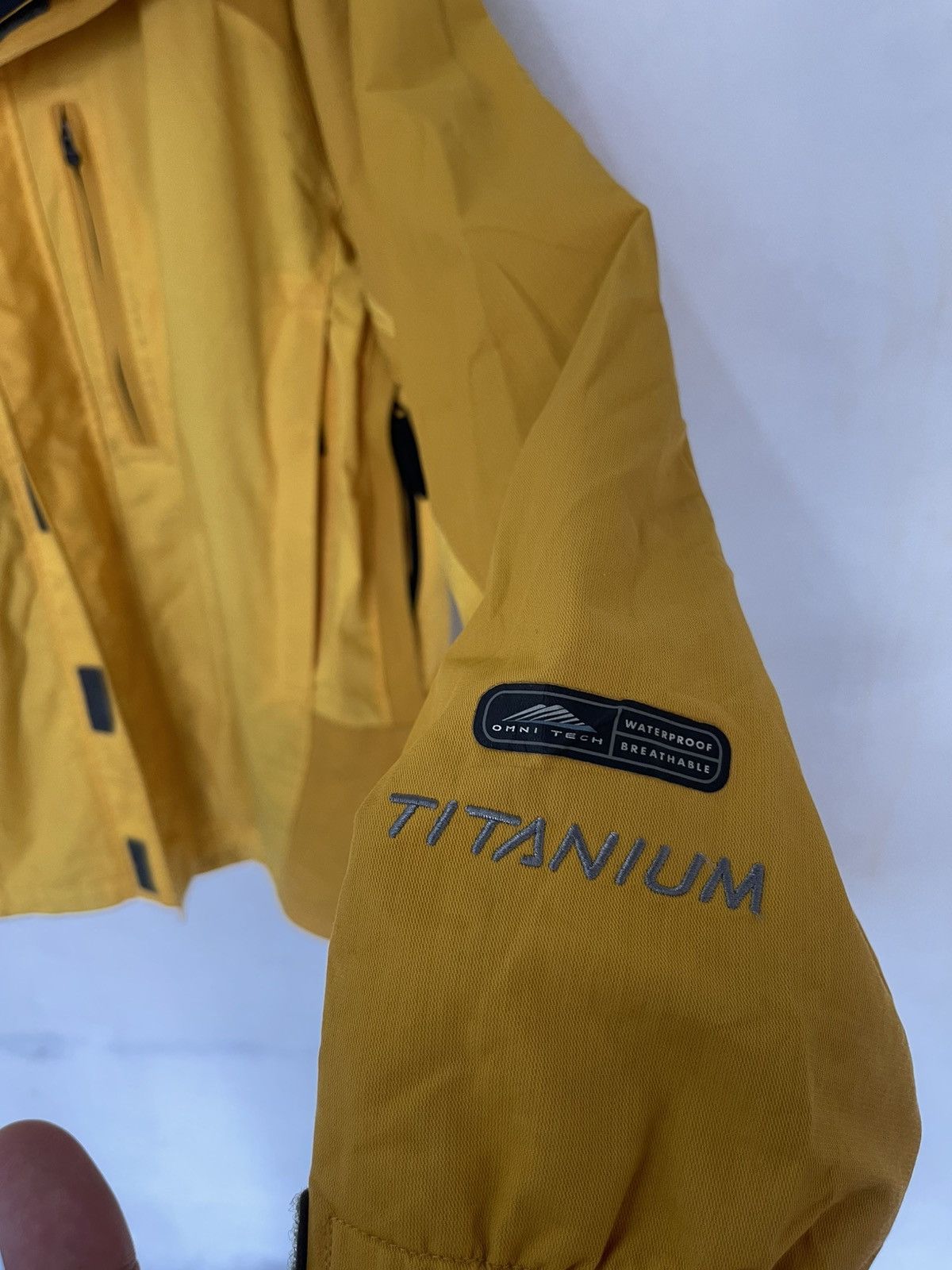 Columbia COLUMBIA OMNI TECH TITANIUM JACKET OUTDOOR Size US S / EU 44-46 / 1 - 7 Thumbnail
