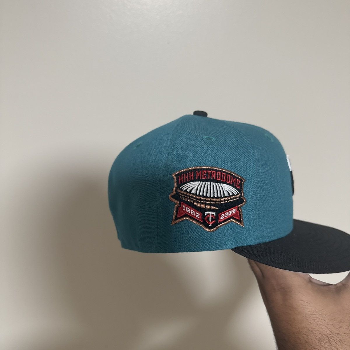 New Era Hat Club 71/2 Twin City Twins Two Tone Size ONE SIZE - 3 Thumbnail