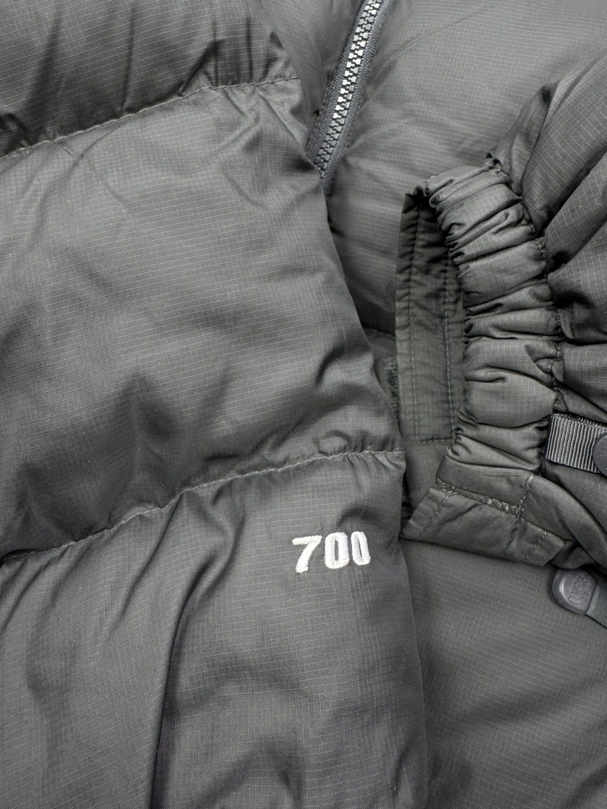 The North Face Vintage The North Face 700 Down Puffer Jacket Nupste Size US L / EU 52-54 / 3 - 6 Thumbnail