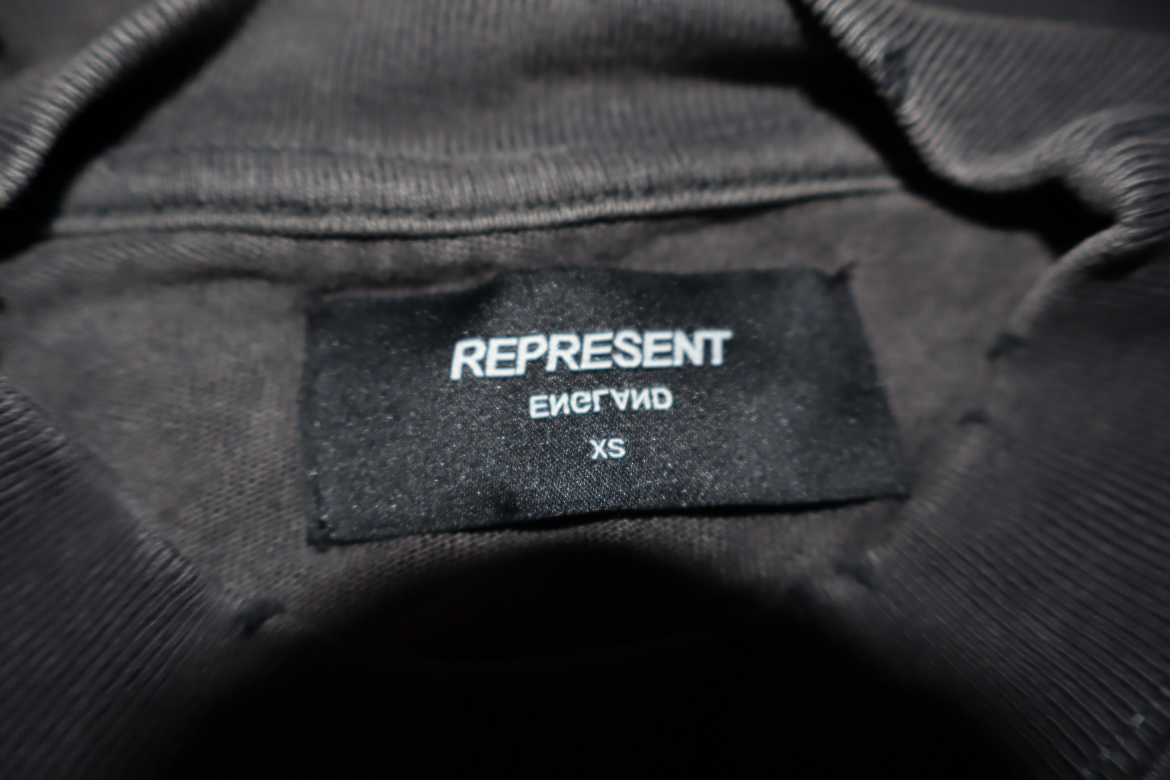 Represent Clo. Feel the heat t-shirt Size US XS / EU 42 / 0 - 9 Thumbnail