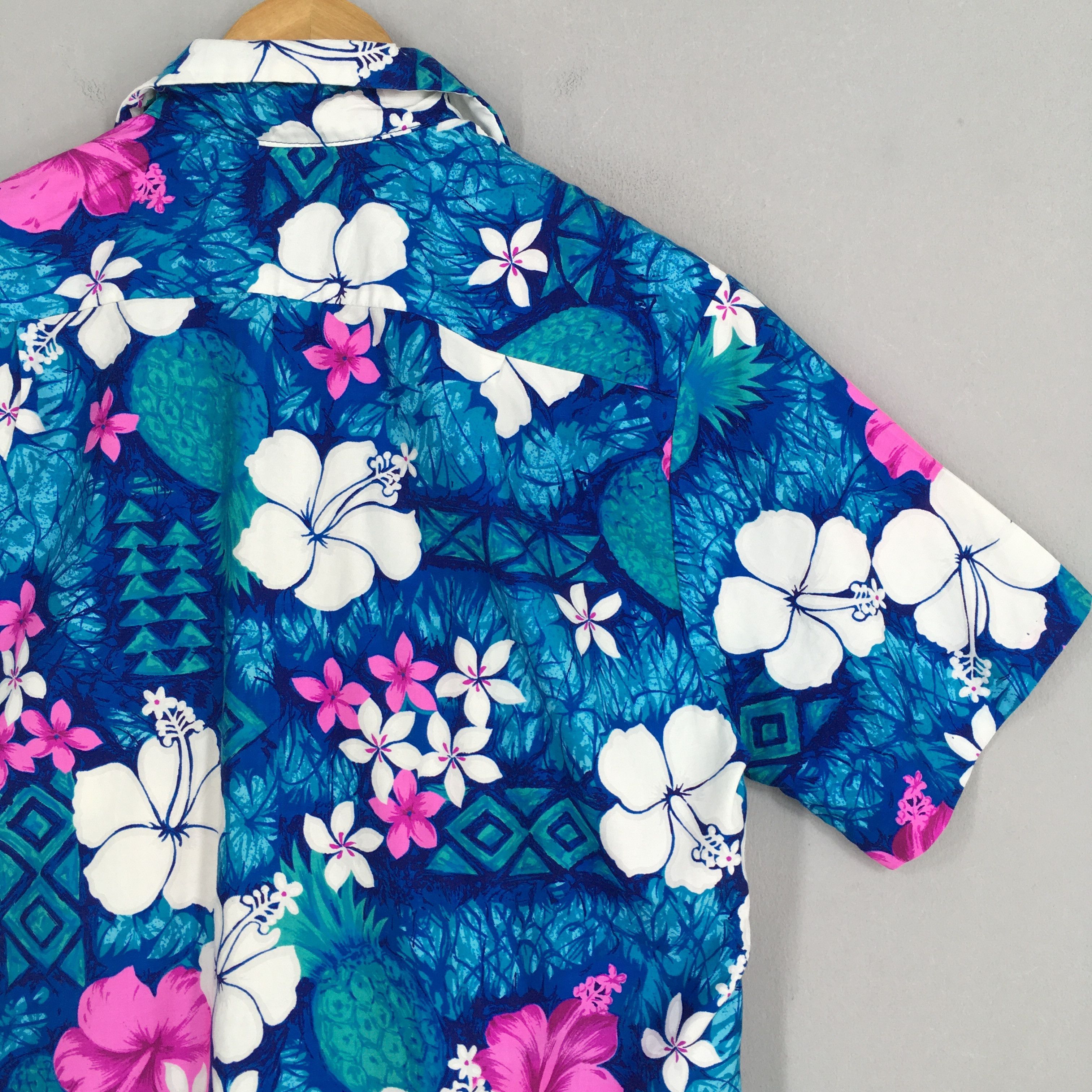 Life's a Beach Vintage Hawaii Beach Floral Blue Soft Shirt Medium Size US M / EU 48-50 / 2 - 7 Thumbnail