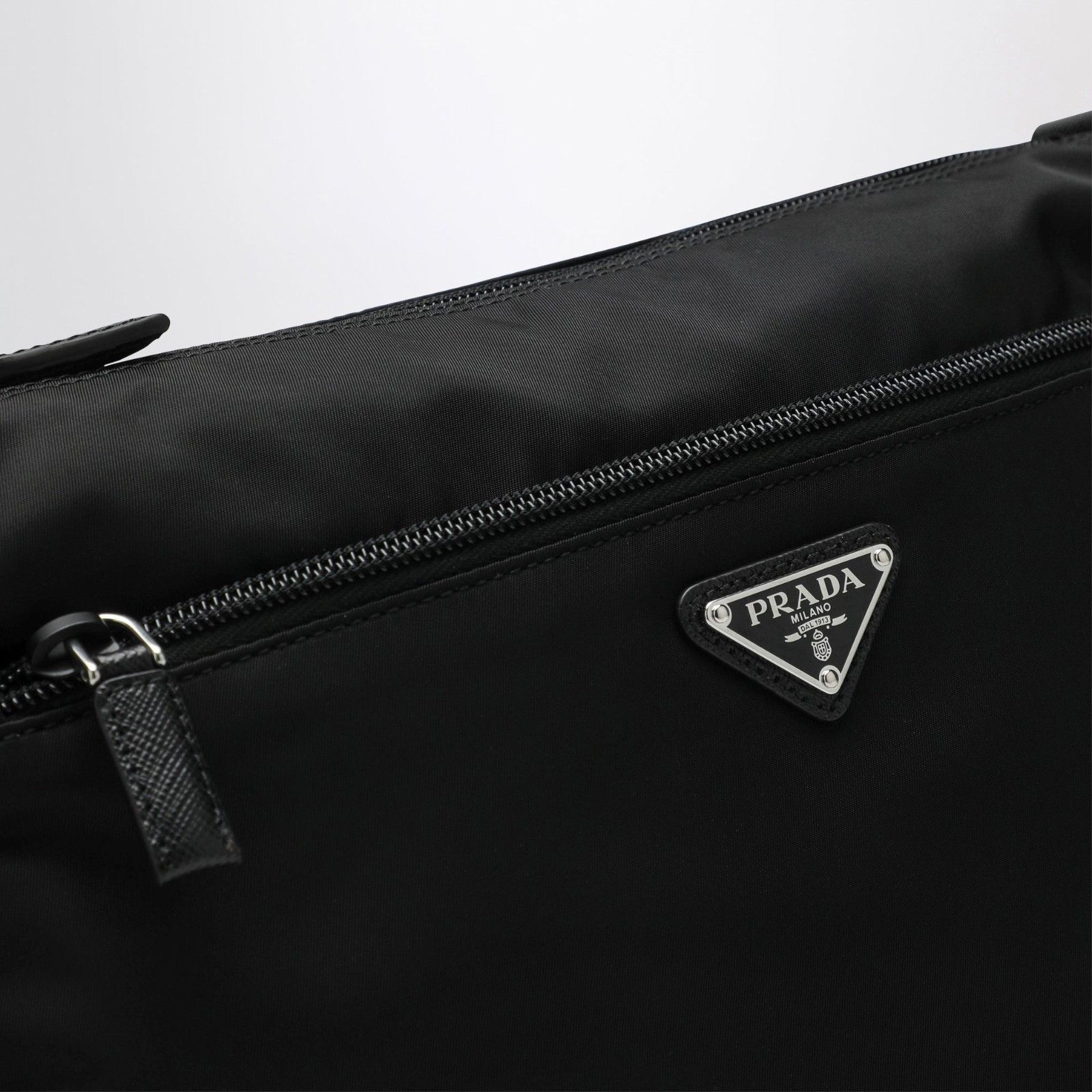 Prada PRADA Black Re-Nylon Shoulder Bag New & Authentic Size ONE SIZE - 5 Thumbnail