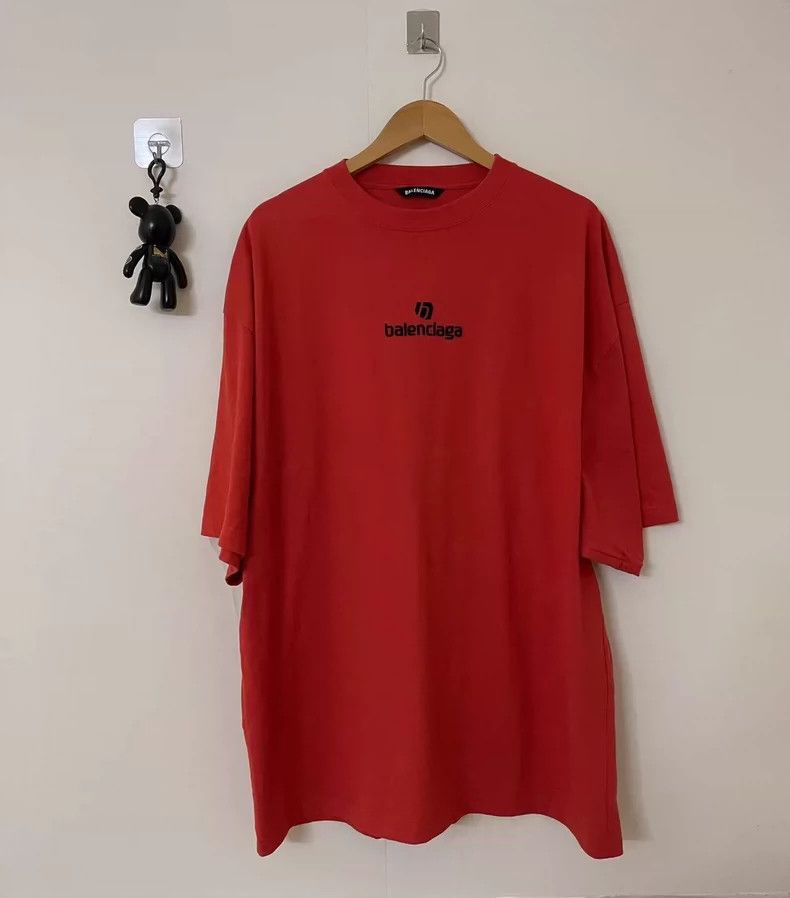 Balenciaga Balenciaga Embroidered monogram short sleeve Size US S / EU 44-46 / 1 - 1 Thumbnail