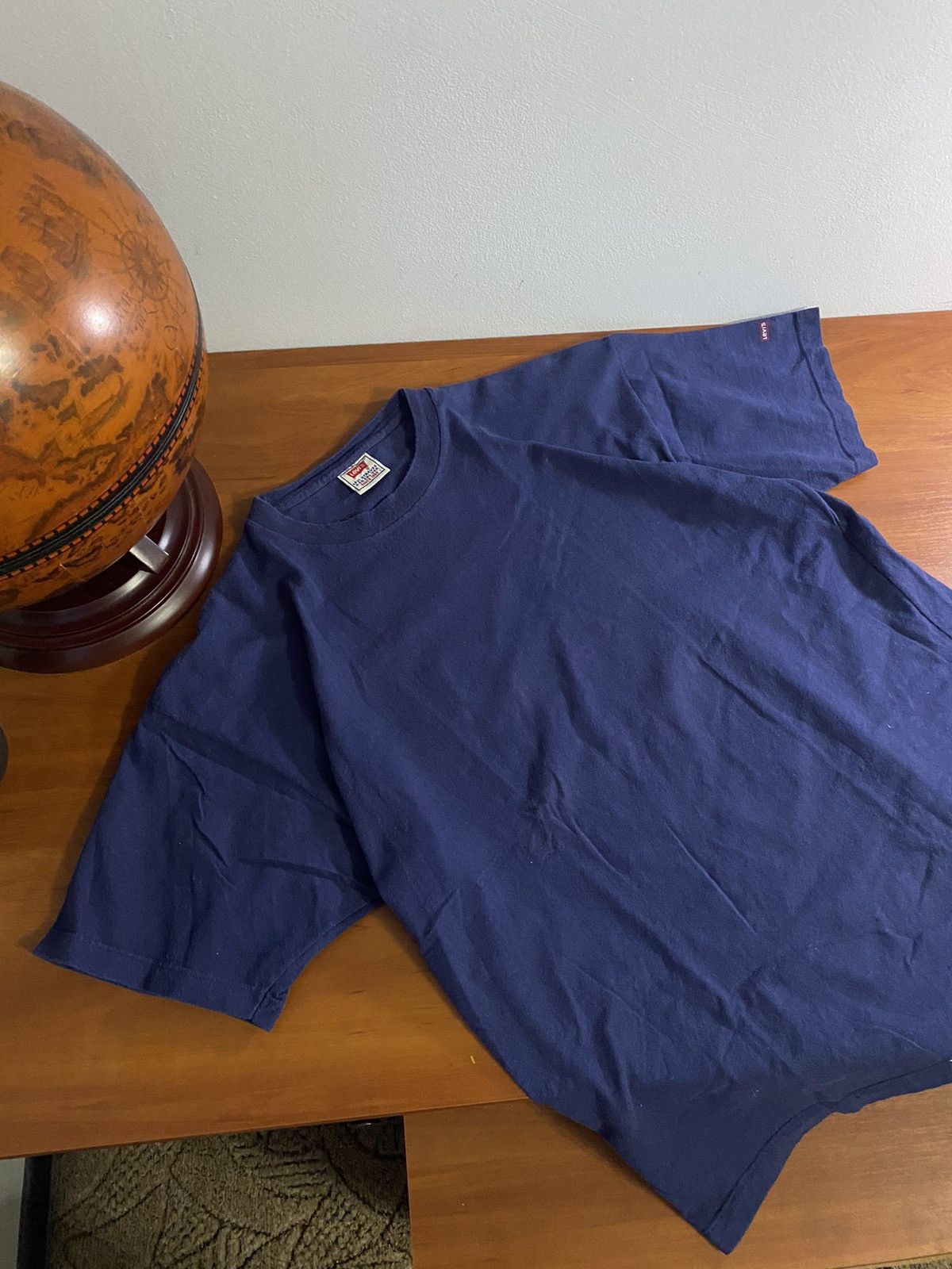 Levi's Vintage Clothing Vintage 90s Levi’s strauss co USA L size blank basic tee Size US L / EU 52-54 / 3 - 2 Thumbnail