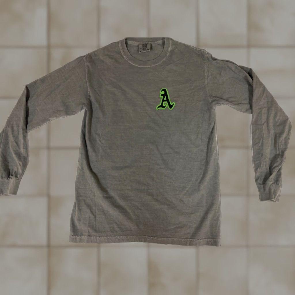 Comfort Colors Comfort Colors Mens Shirt S Gray Long Sleeve Crew Neck Logo Cotton Size US S / EU 44-46 / 1 - 1 Thumbnail