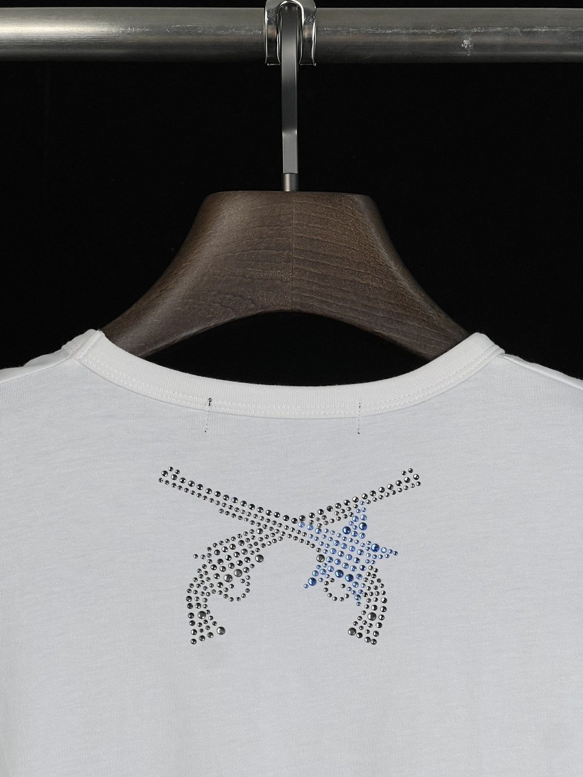 Double pistol crystal tee L