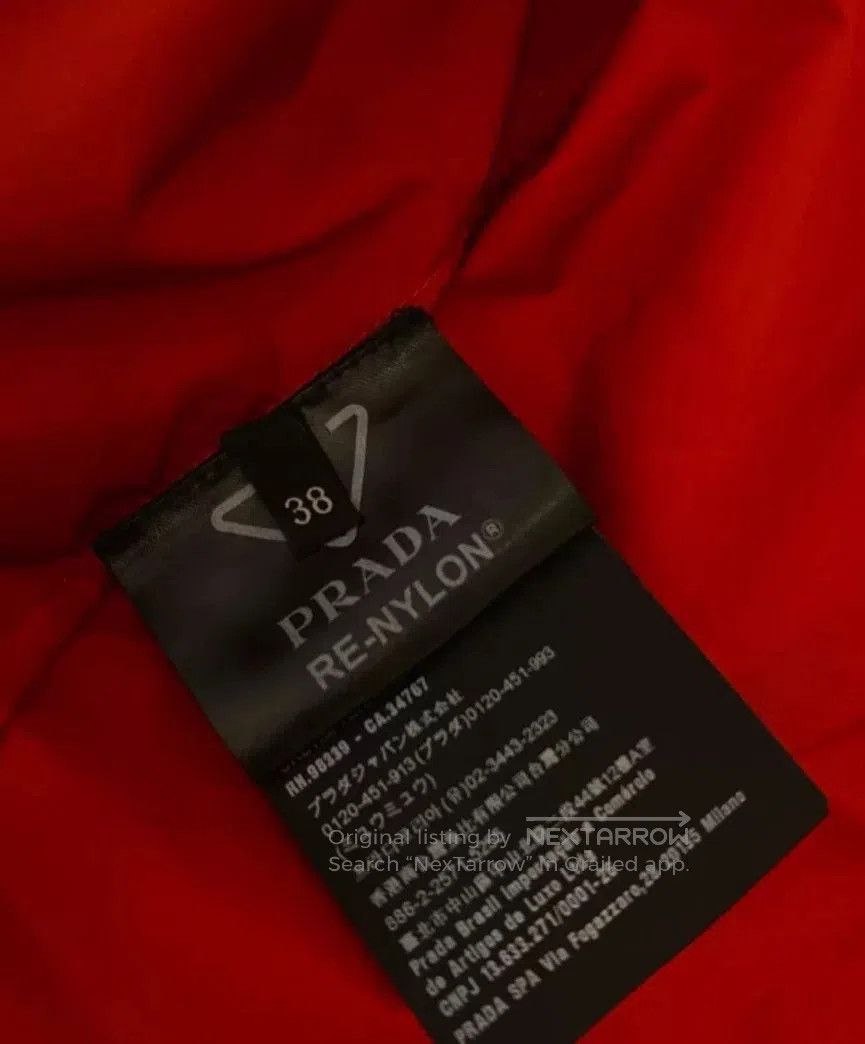 Prada PRADA Recycled Nylon Light Jacket Size 38. Size S / US 4 / IT 40 - 6 Thumbnail