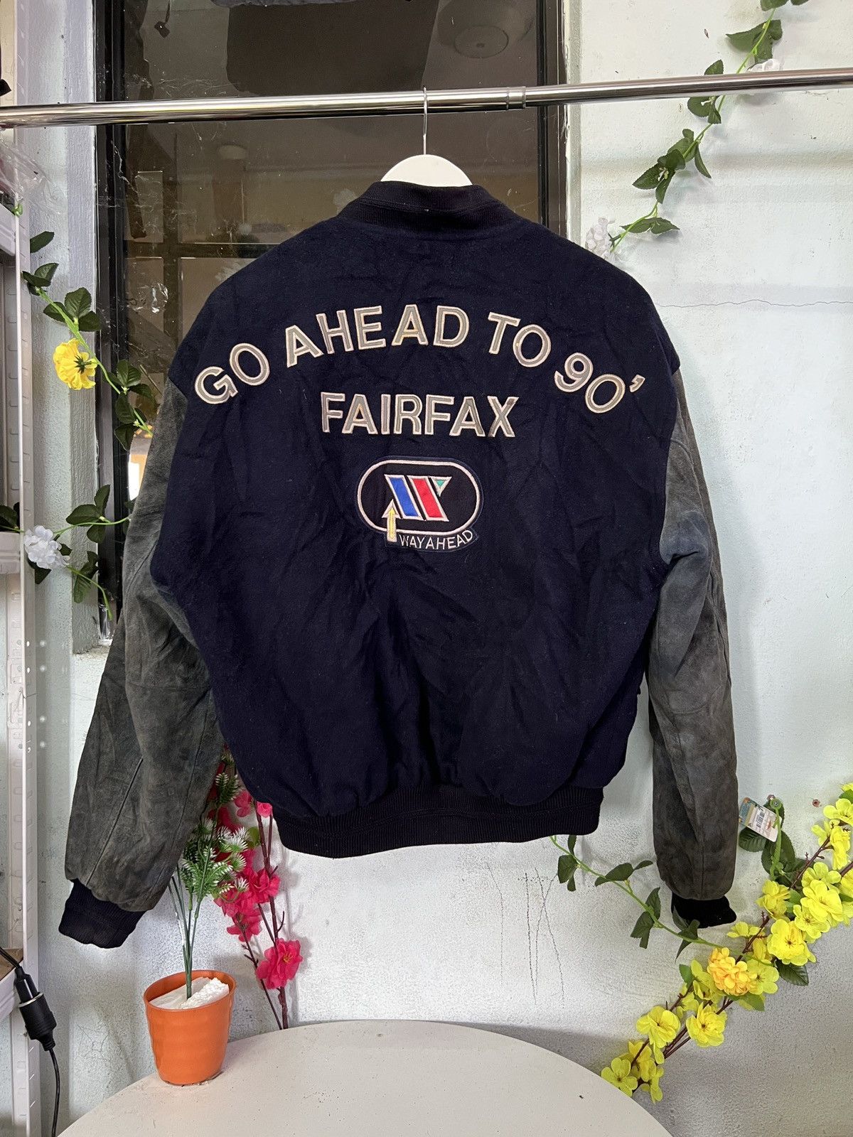Other 90s Vintage Varsity Size US M / EU 48-50 / 2 - 1 Thumbnail
