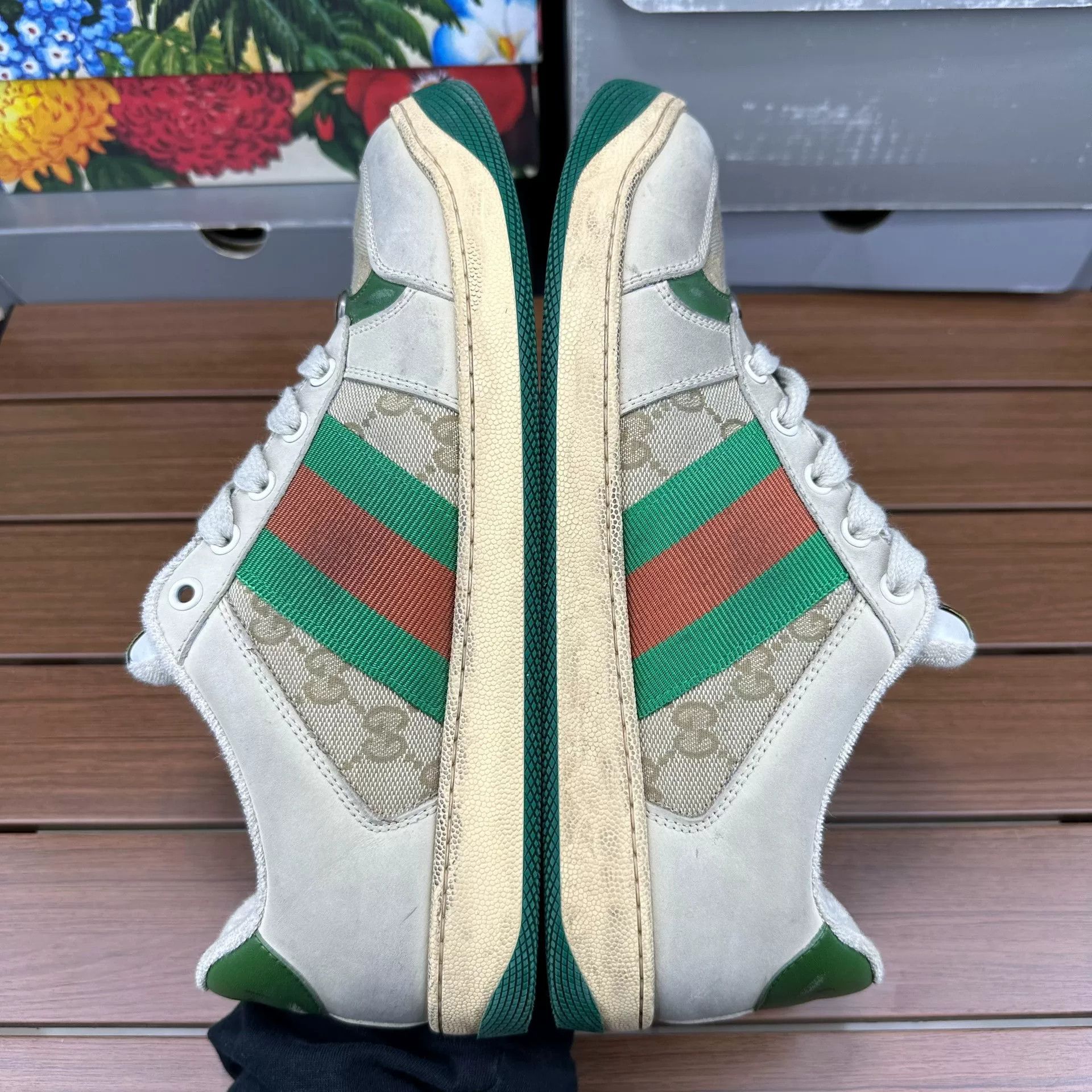 Gucci Gucci Distressed Lowtop Sneakers 8 Men Size US 8 / EU 41 - 1 Thumbnail