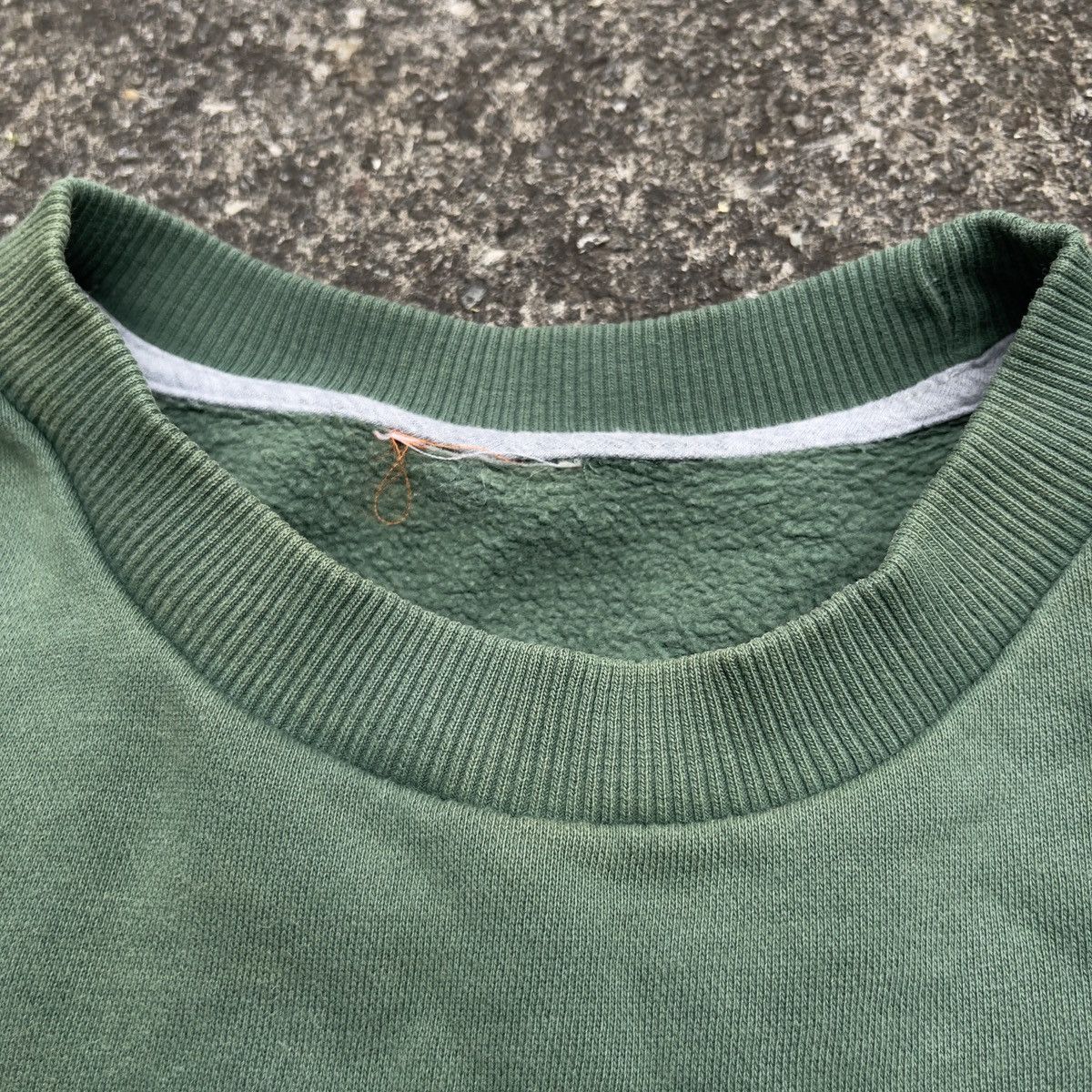 Nike × Vintage Vintage Y2K Faded NIKE MINI SWOOSH Crewneck Size US XL / EU 56 / 4 - 4 Thumbnail