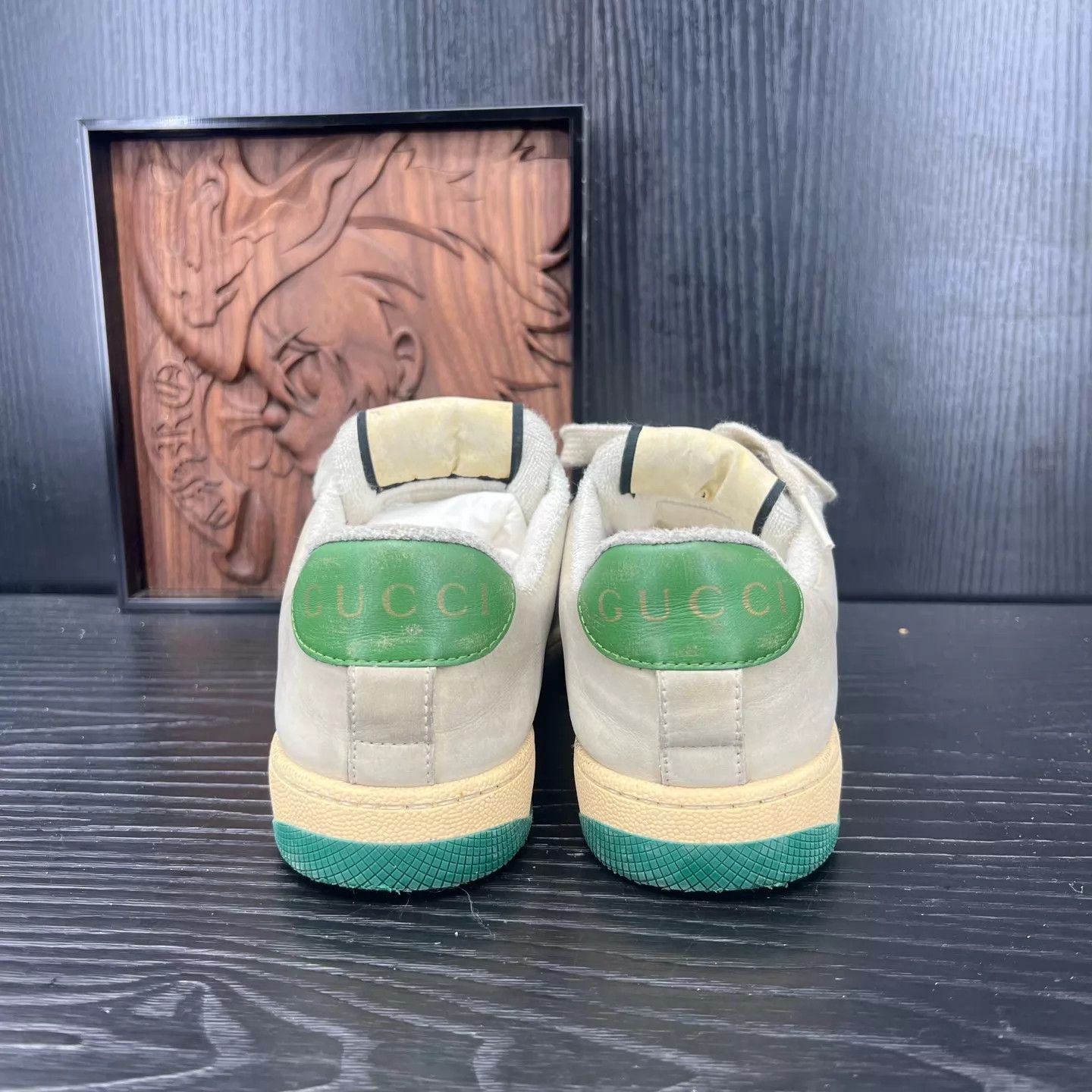 Gucci Gucci Women's No Logo Distressed Sneaker 34.5 Near New Size US 4 / IT 34 - 6 Thumbnail