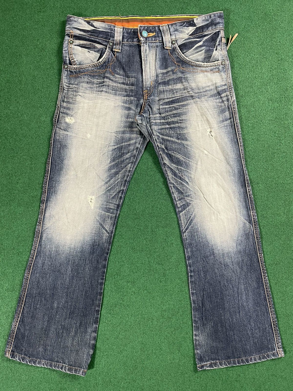 Edwin Vintage Edwin Distressed Jeans Flair Cut Size US 34 / EU 50 - 1 Thumbnail