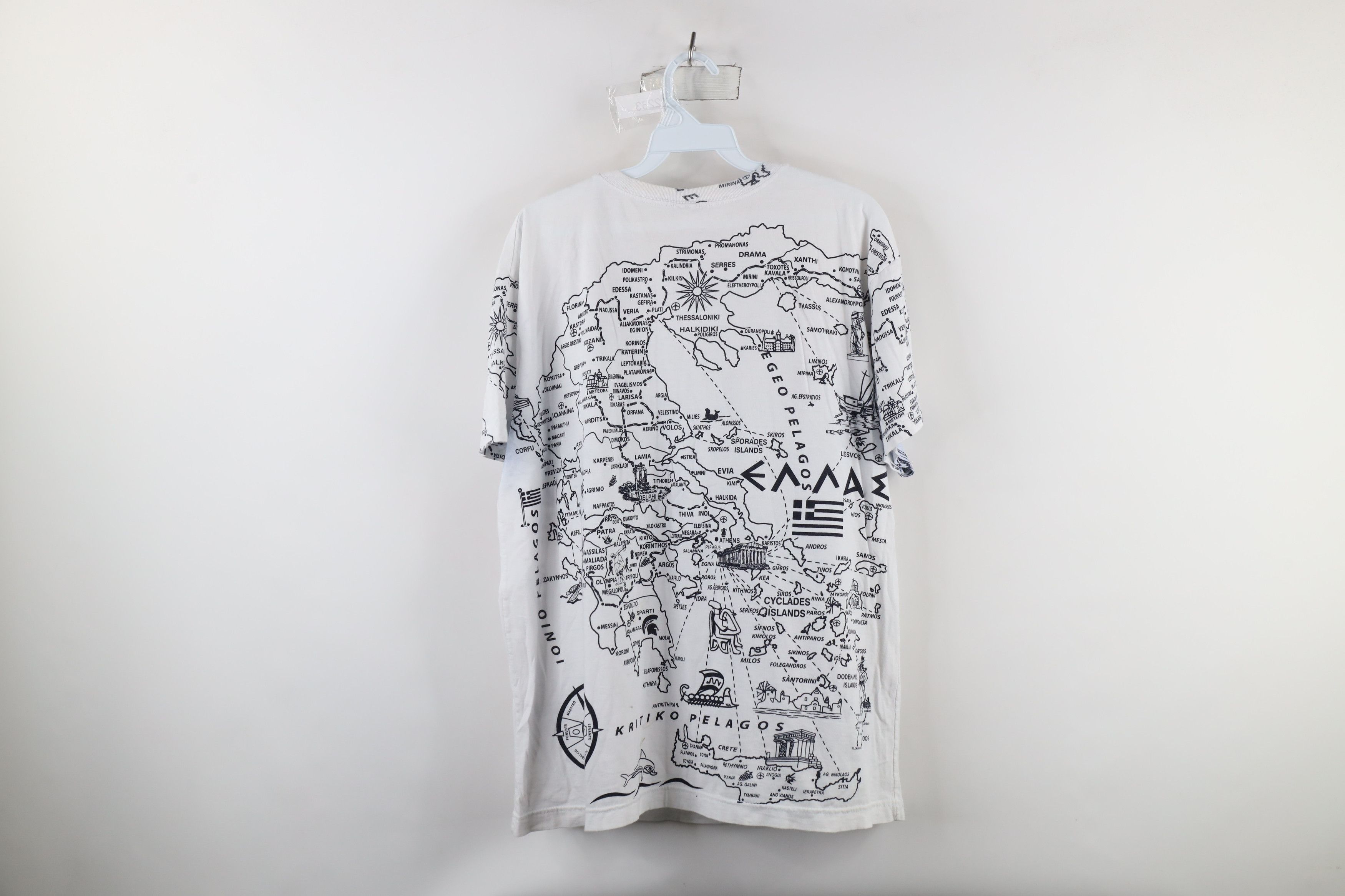 Vintage Vintage 90s Streetwear All Over Print Short Sleeve T-Shirt Size US L / EU 52-54 / 3 - 12 Thumbnail