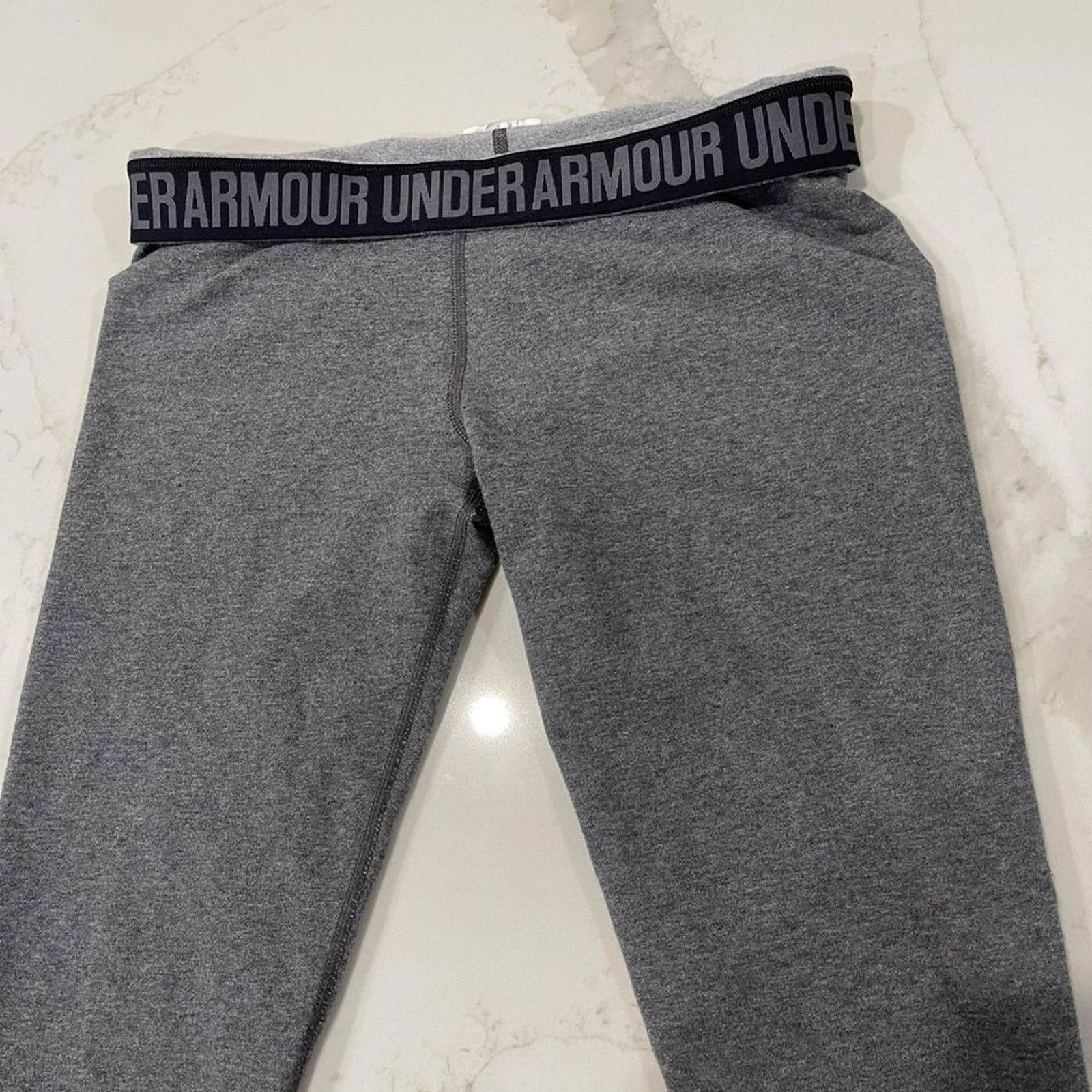 Under Armour Under Armour Gray Capri Activewear Leggings Women's Small Size 28" / US 6 / IT 42 - 6 Thumbnail