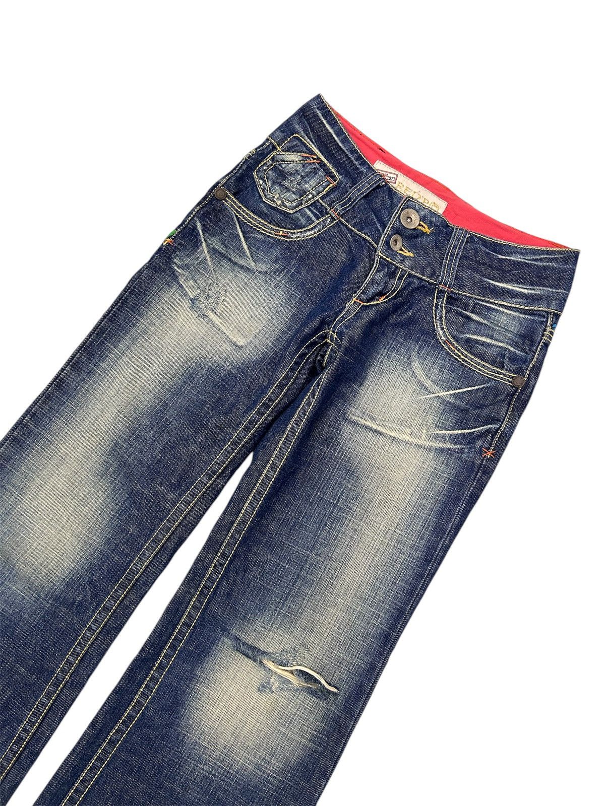 Japanese Brand × Vintage Vintage Red Pepper US Patent Denim Sand Wash Ripped Jeans Size US 27 - 5 Thumbnail