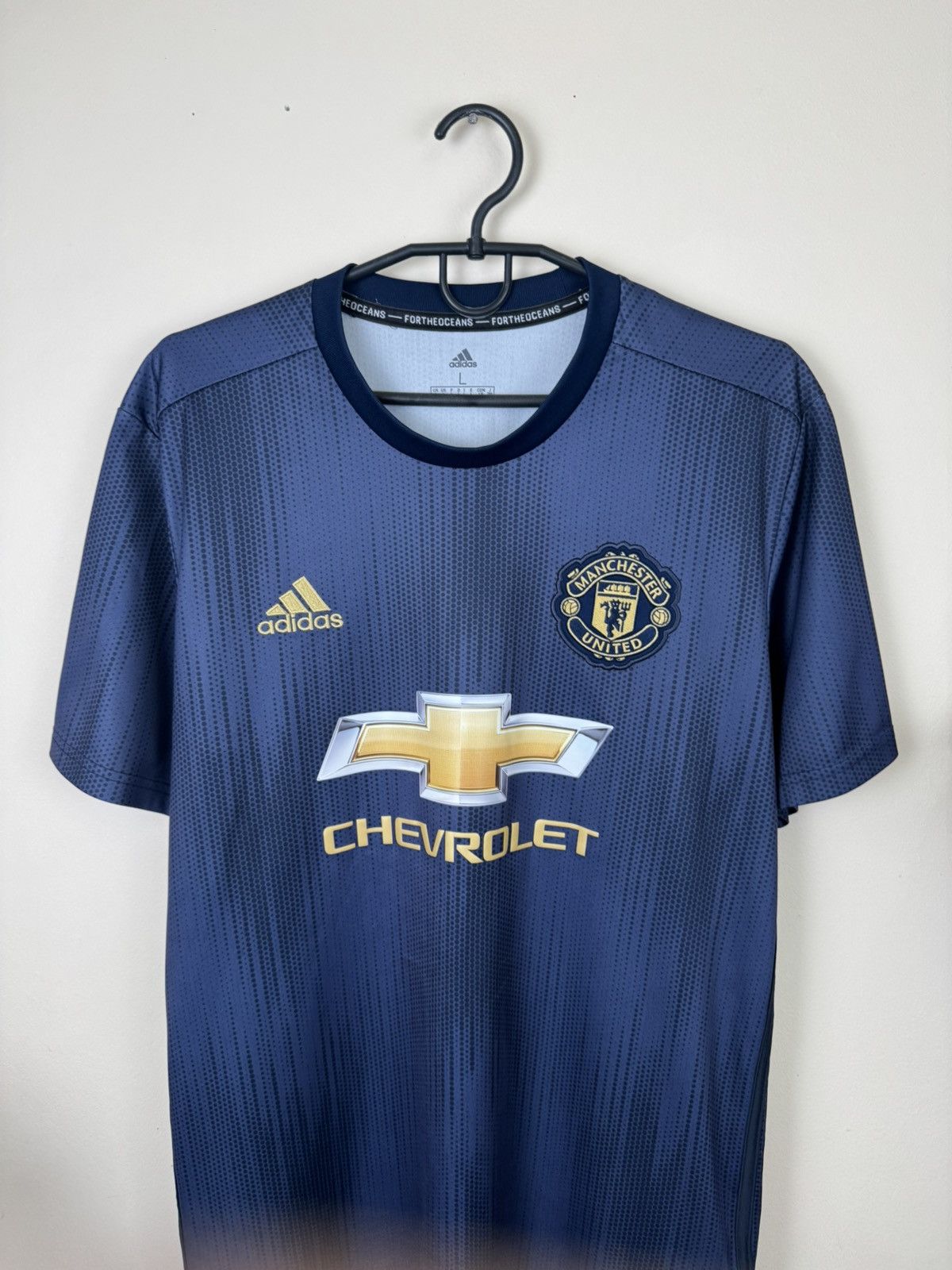 Adidas MANCHESTER UNITED THIRD FOOTBALL SHIRT 2018/2019 SOCCER L Size US XL / EU 56 / 4 - 7 Thumbnail