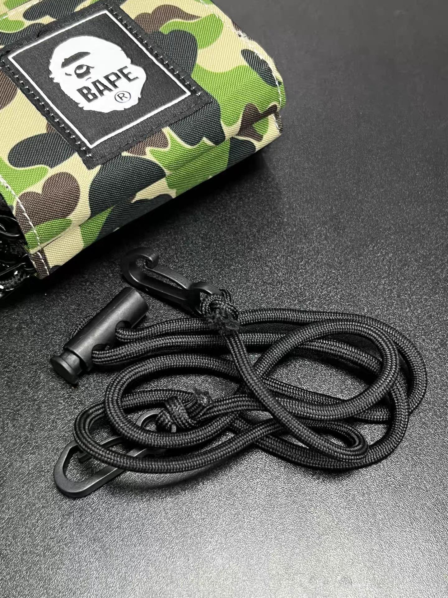 Bape BAPE Magazine Appendix Camouflage Crossbody Phone Bag K15 Size ONE SIZE - 5 Thumbnail