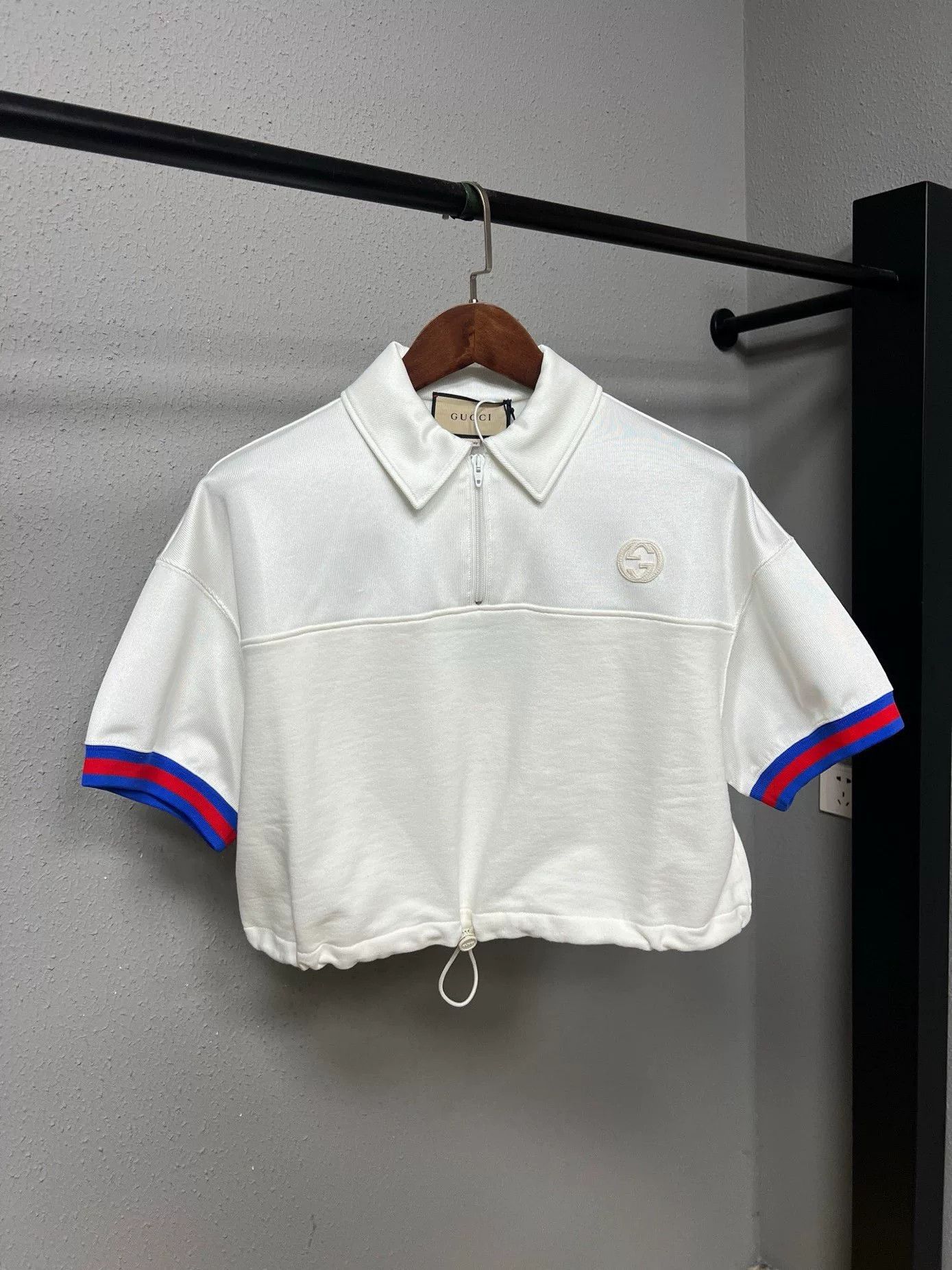 Gucci Gucci Collared Short-Sleeve Sweatshirt Size M / US 6-8 / IT 42-44 - 1 Thumbnail