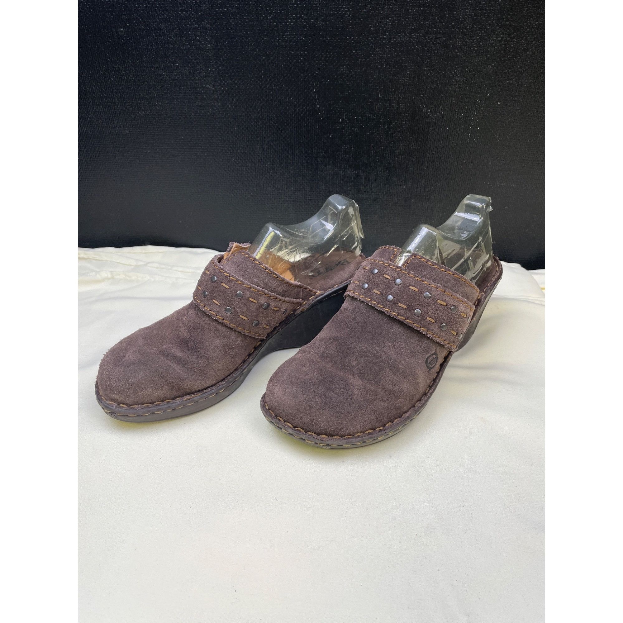 Born Born Womens Brown Suede Clogs Slide Shoes Size 6 SKU 6389 Size US 6 / IT 36 - 2 Thumbnail