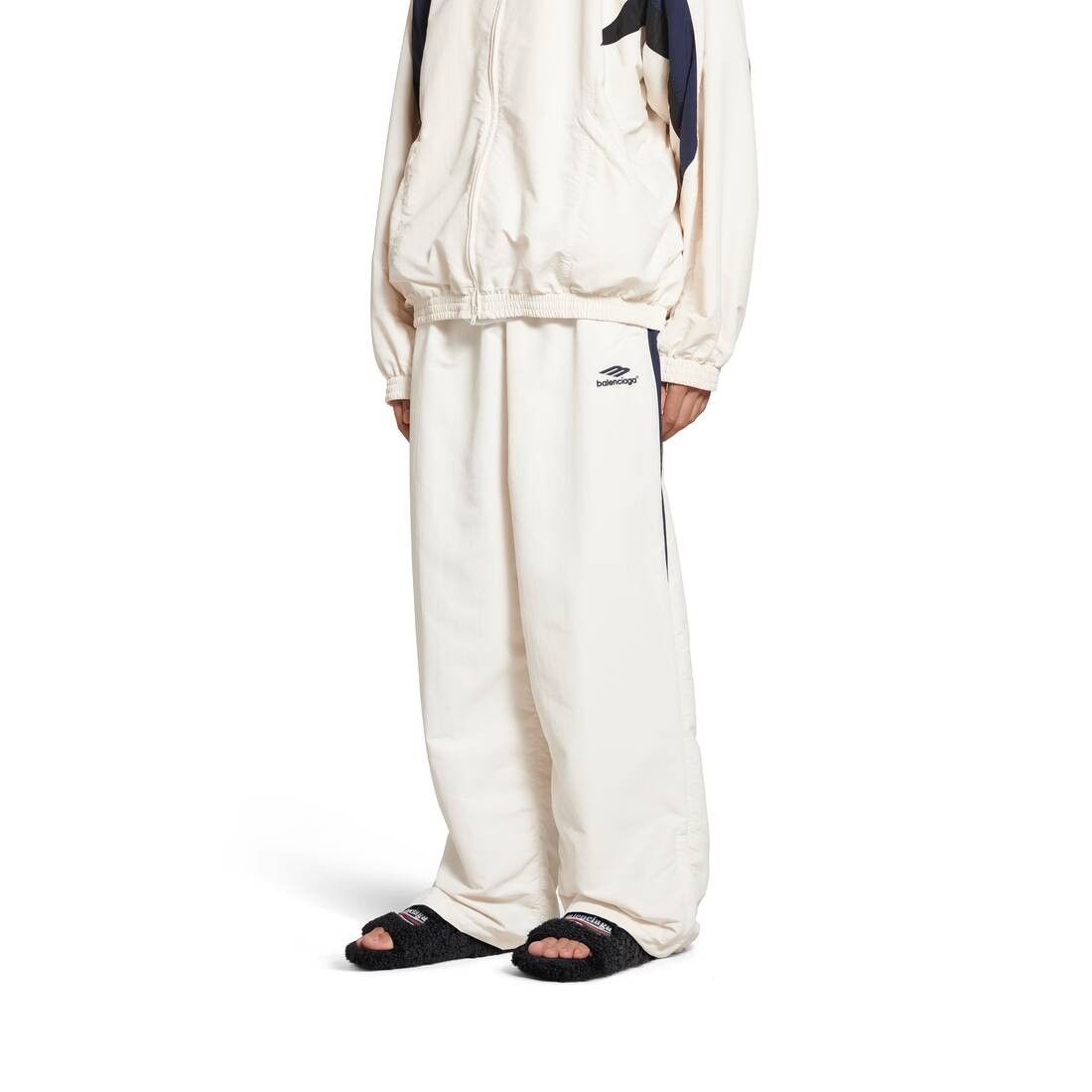 Balenciaga o1w1db11225 3B Sports Icon Medium Fit Tracksuit Pants Size US 36 / EU 52 - 8 Thumbnail