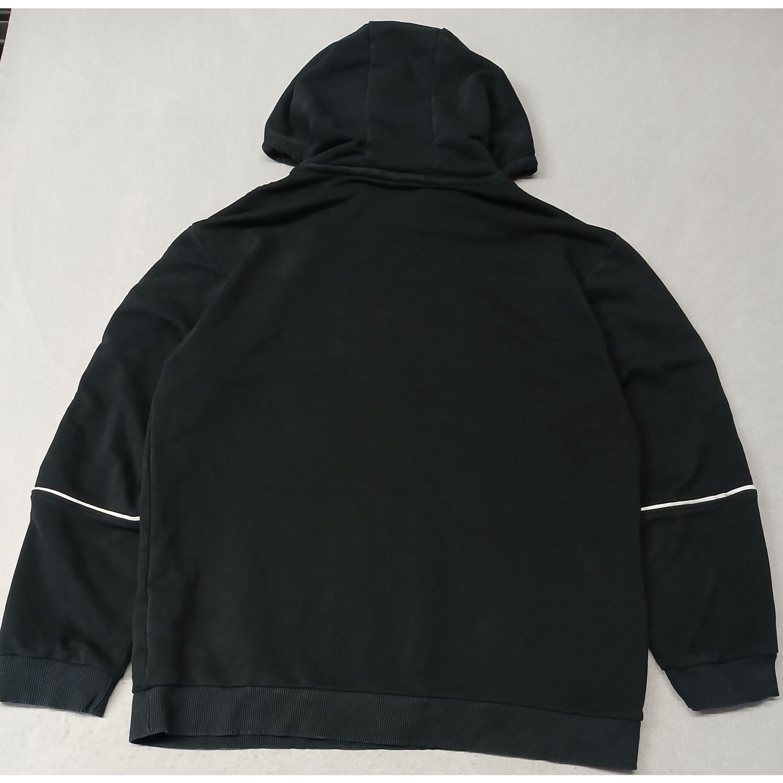 Fila FILA (XL) Men's Black Vintage Slit Pocket Pullover Hoodie Size US XL / EU 56 / 4 - 9 Thumbnail