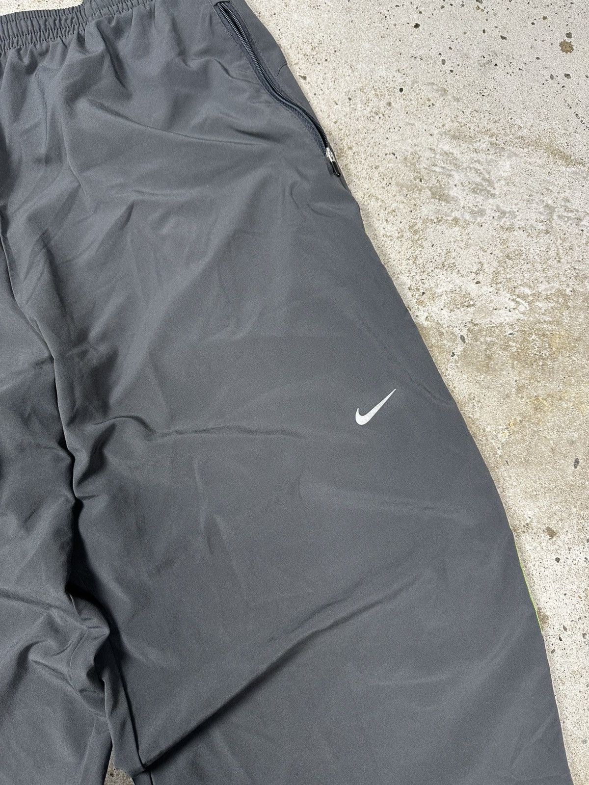 Nike × Vintage Vintage Y2K Nike Baggy Grey Track Pants Swoosh Rare Size US 34 / EU 50 - 6 Thumbnail