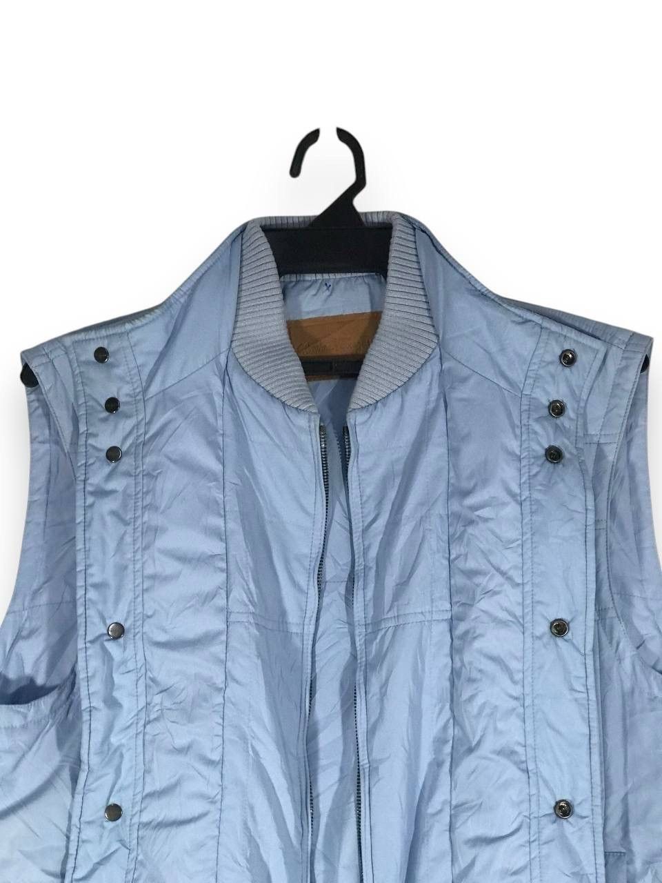 Salvatore Ferragamo Designer vest Size US M / EU 48-50 / 2 - 7 Thumbnail