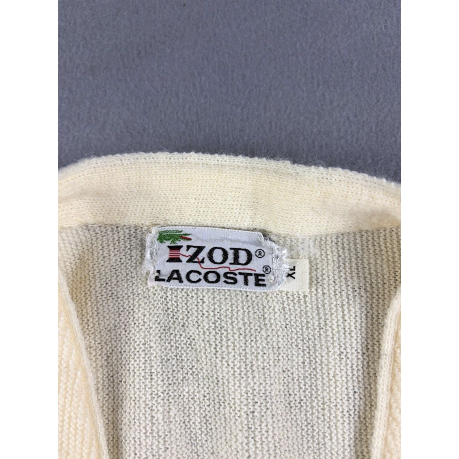 Lacoste VINTAGE Lacoste Izod Cardigan Sweater Men’s XL White 80s Button V-Neck Knit Acrylic Solid Cream/White Mens9 Size US XL / EU 56 / 4 - 3 Thumbnail