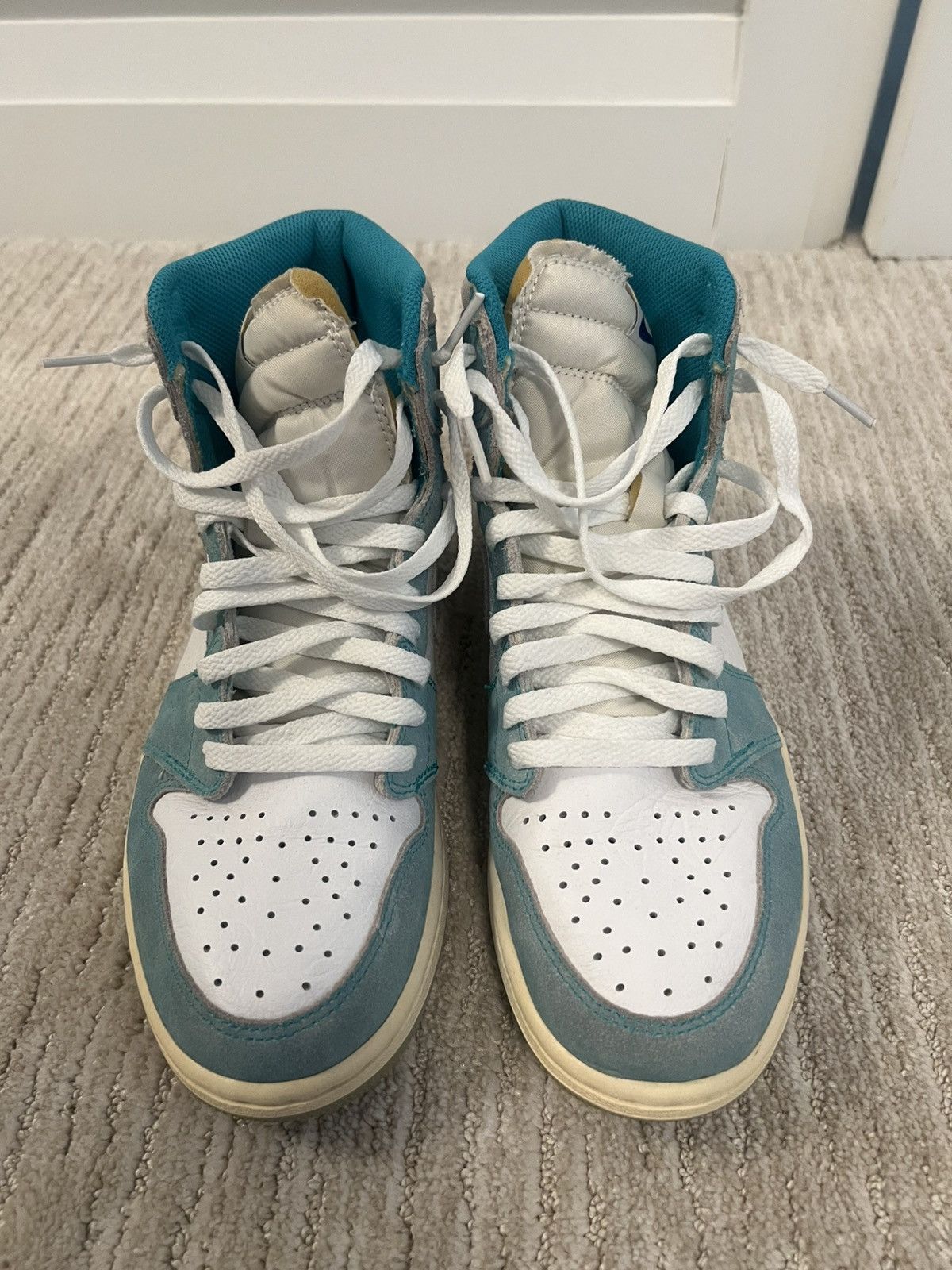 Nike Jordan 1 Retro High Turbo Green Size US 10 / EU 43 - 5 Thumbnail
