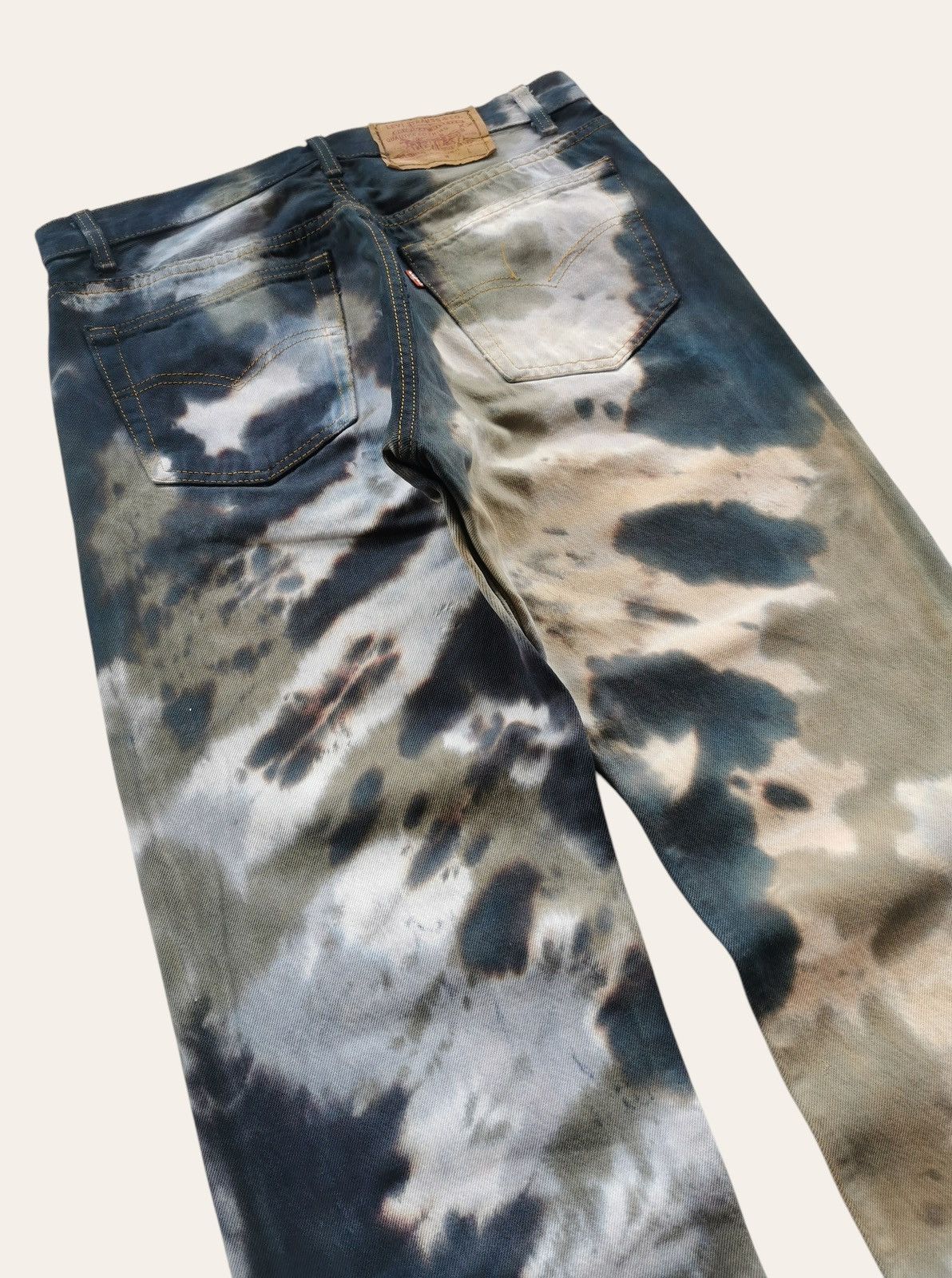 Levi's Vintage Levis 501 Bleach Tie Dye Denim Jeans Size US 32 / EU 48 - 2 Thumbnail