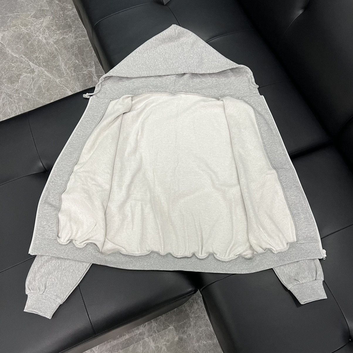 Yeezy Yeezy SZNX ShangHai CHINA Zip Hoodie Size US M / EU 48-50 / 2 - 5 Thumbnail