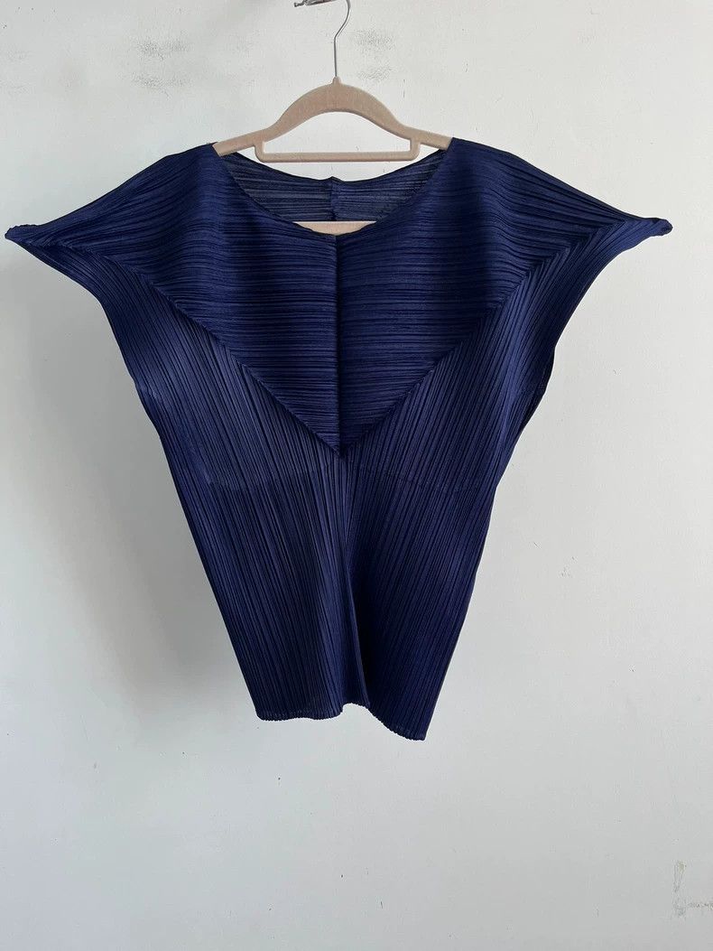 Issey Miyake Issey Miyake size:one size Dark blue pleated short-sleeved Size XS / US 0-2 / IT 36-38 - 1 Thumbnail