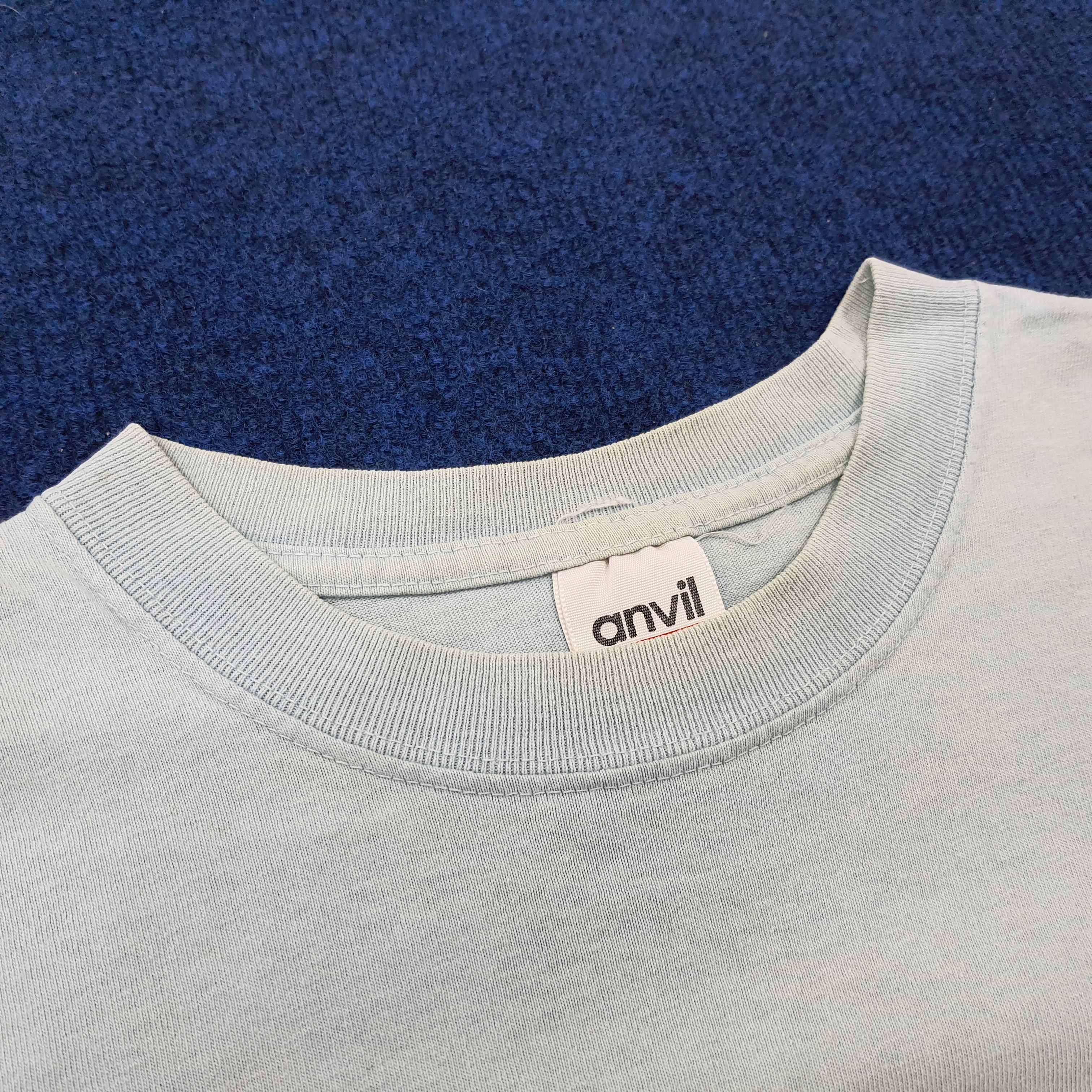 Vintage Vintage Coil Blue Streetwear Tshirt Size US L / EU 52-54 / 3 - 4 Thumbnail