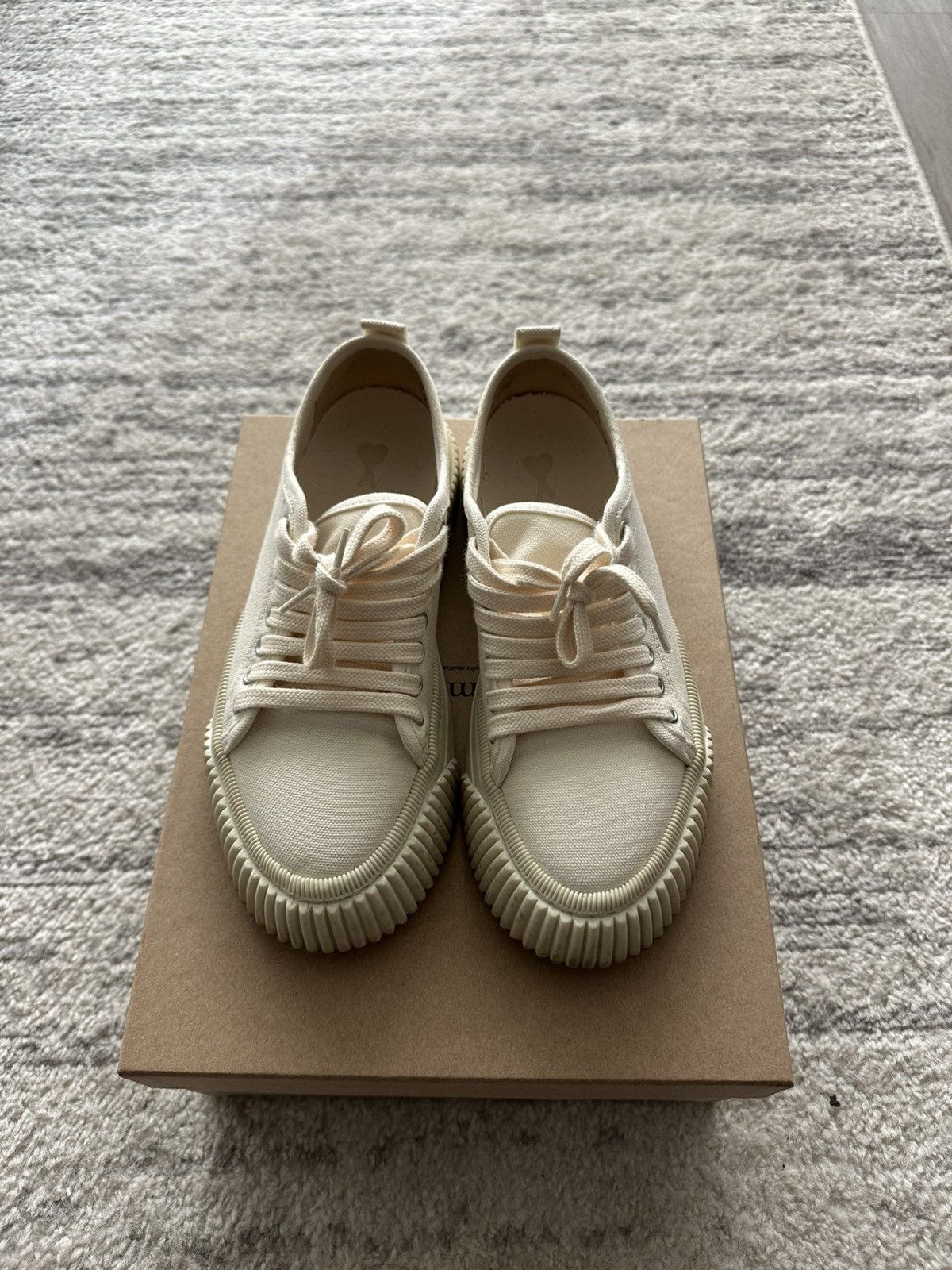 AMI Ami Low Top sneakers 37 Size US 6 / IT 36 - 1 Thumbnail
