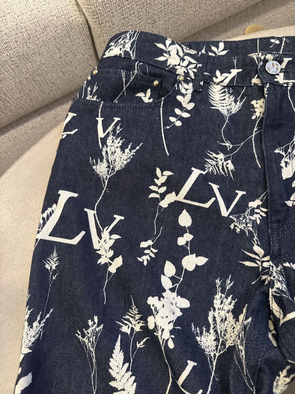 Louis Vuitton Louis Vutton Pants Size US 36 / EU 52 - 2 Thumbnail