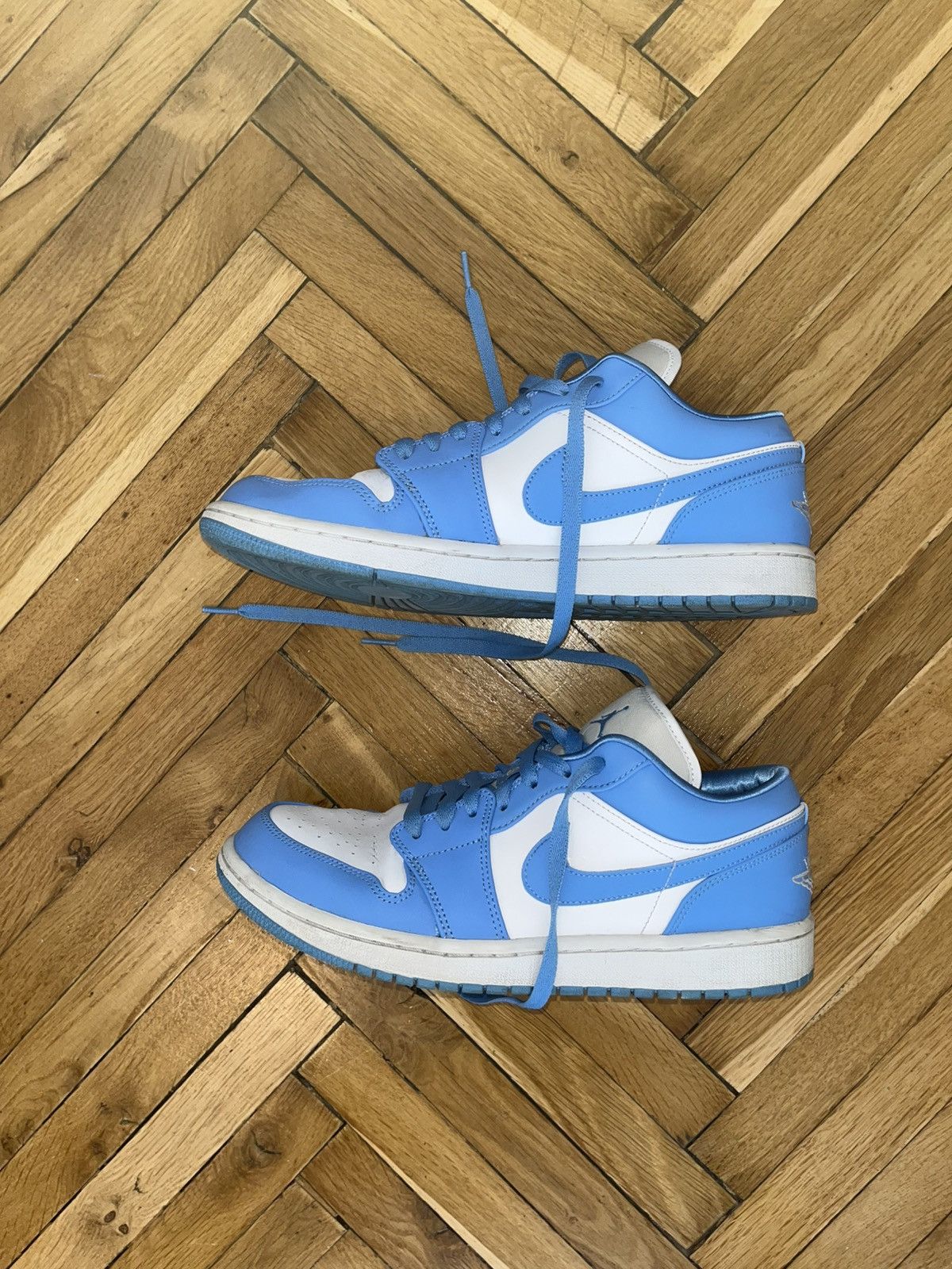 Nike Jordan 1 Unc Size US 9.5 / EU 42-43 - 7 Thumbnail